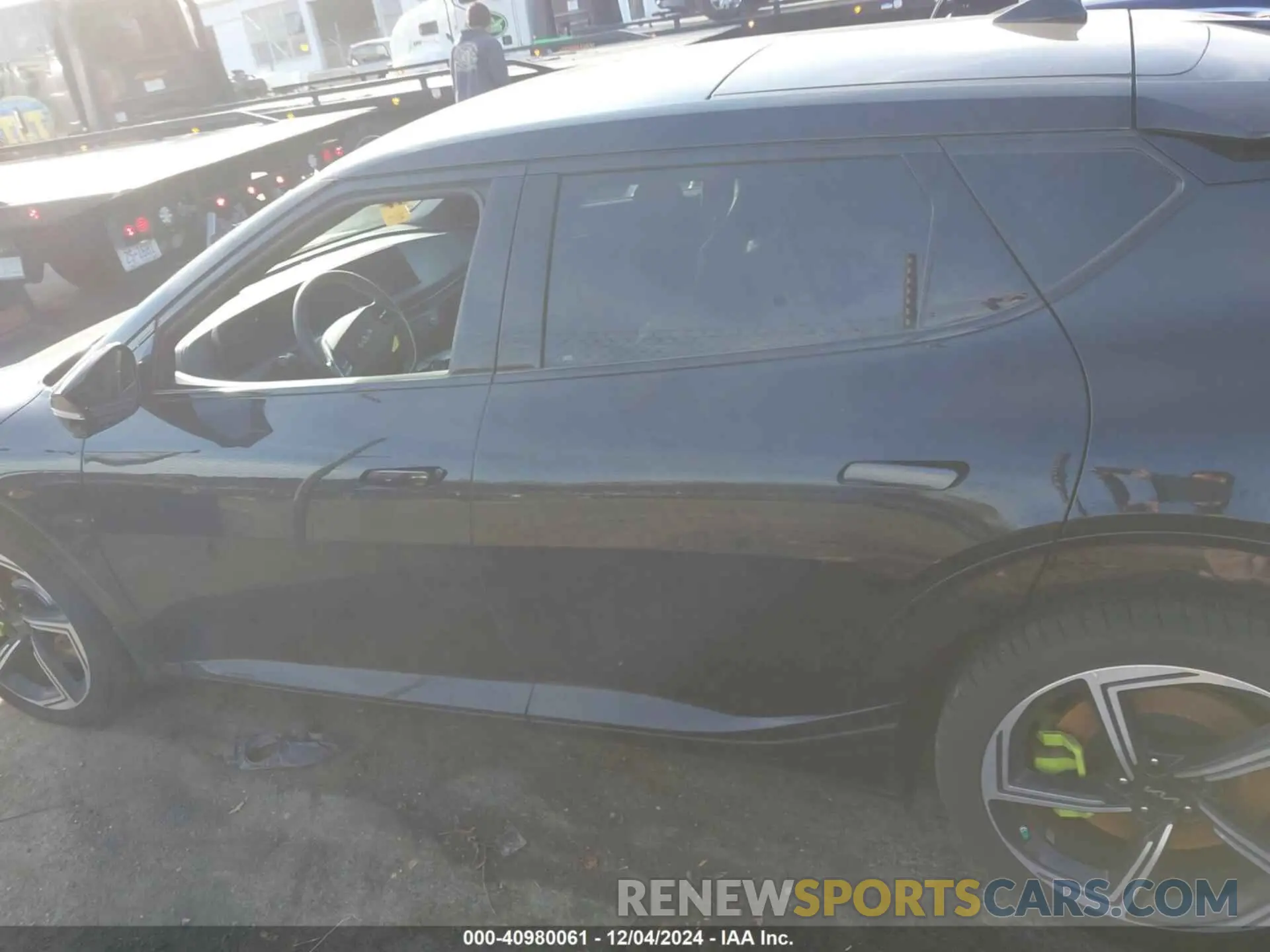 14 Photograph of a damaged car KNDC5DLE3P5109093 KIA EV6 2023