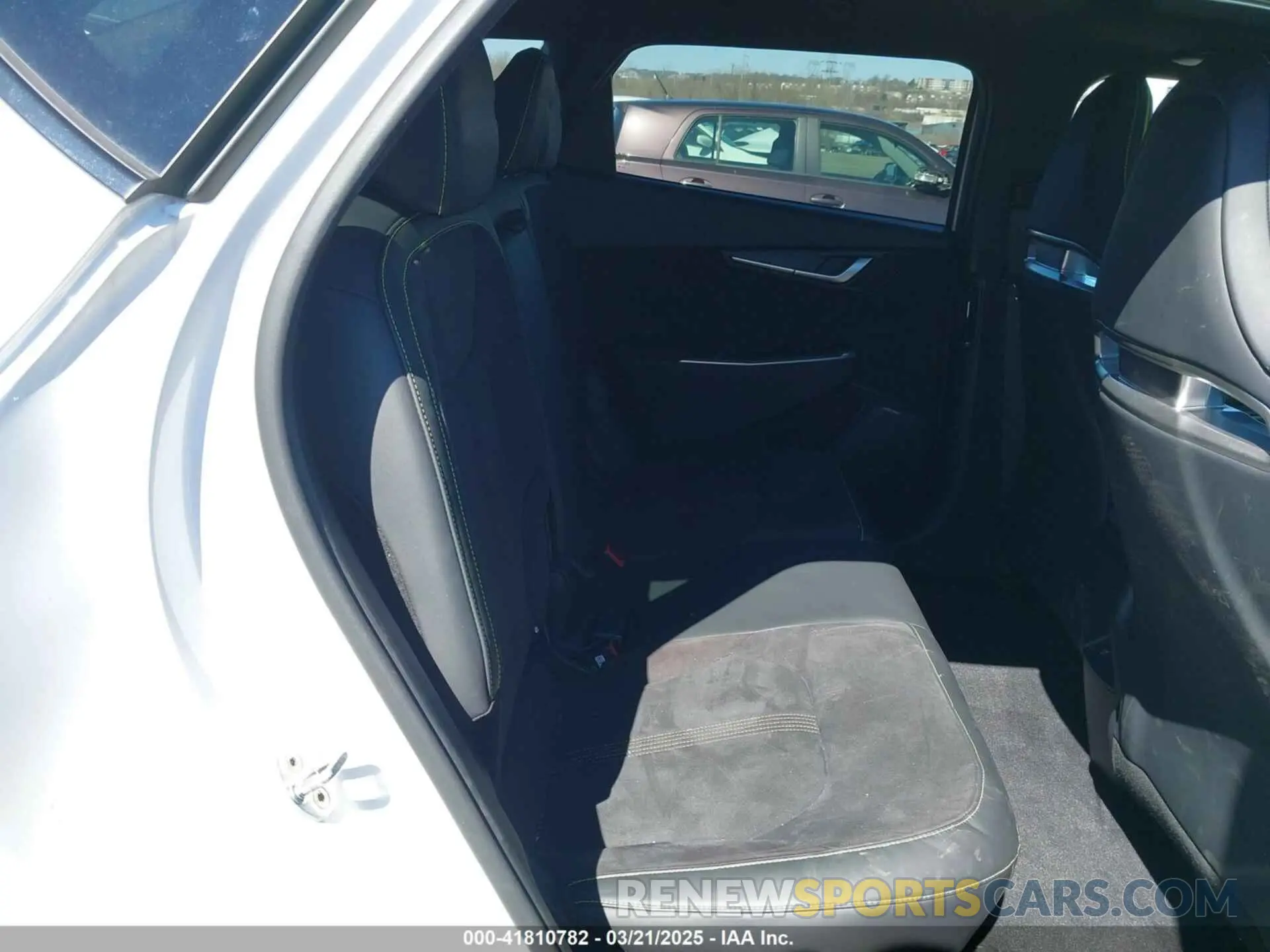 8 Фотография поврежденного автомобиля KNDC5DLEXP5092471 KIA EV6 2023