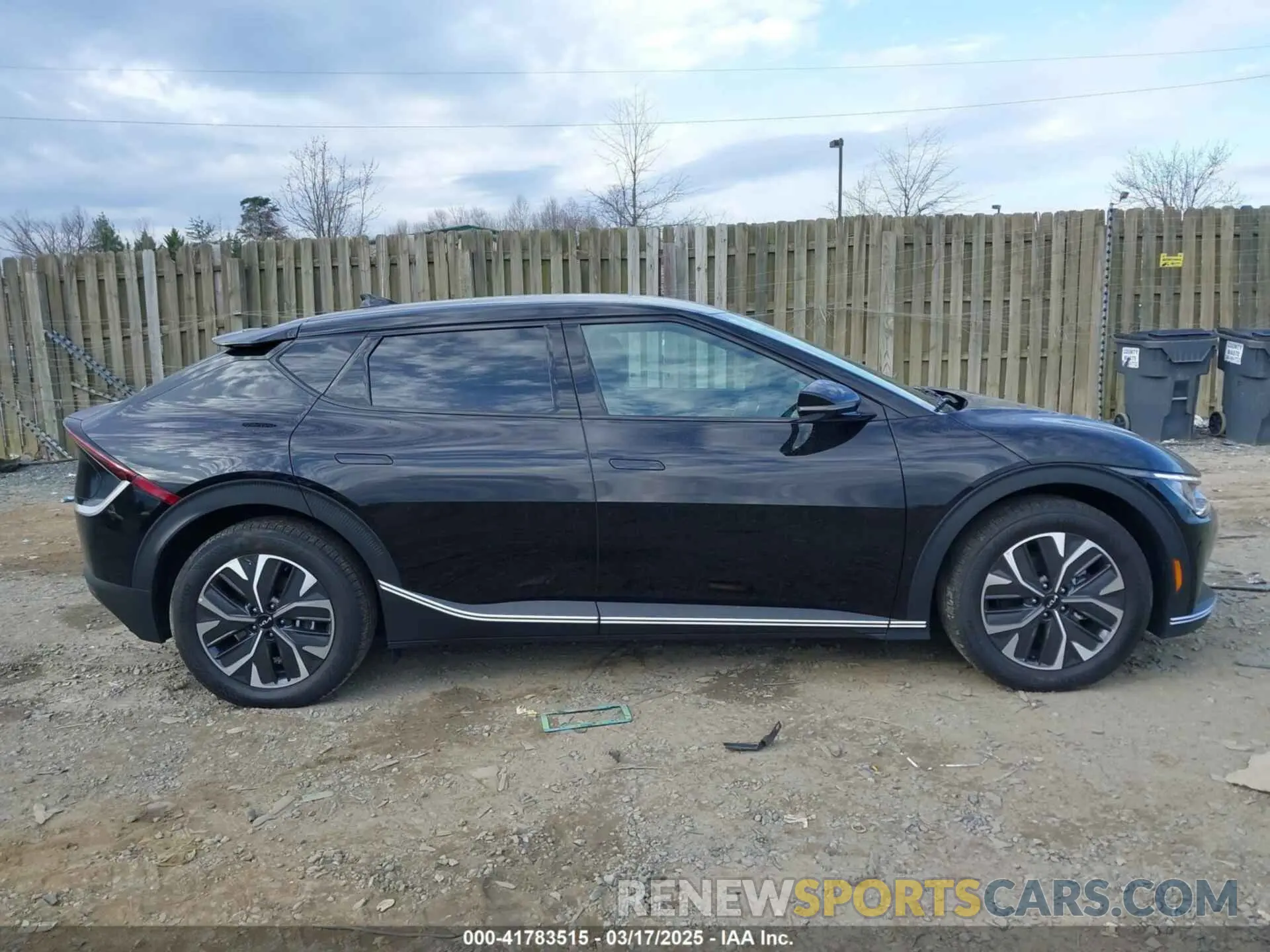 14 Фотография поврежденного автомобиля KNDC3DLCXR5205276 KIA EV6 2024