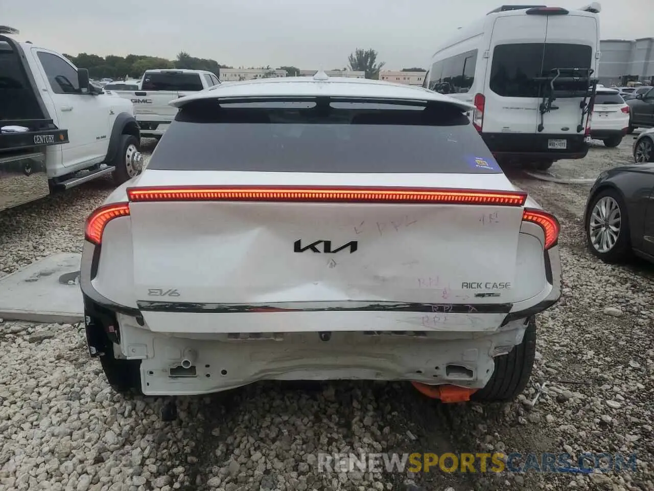 6 Photograph of a damaged car KNDC44LA0P5116938 KIA EV6 GT LIN 2023