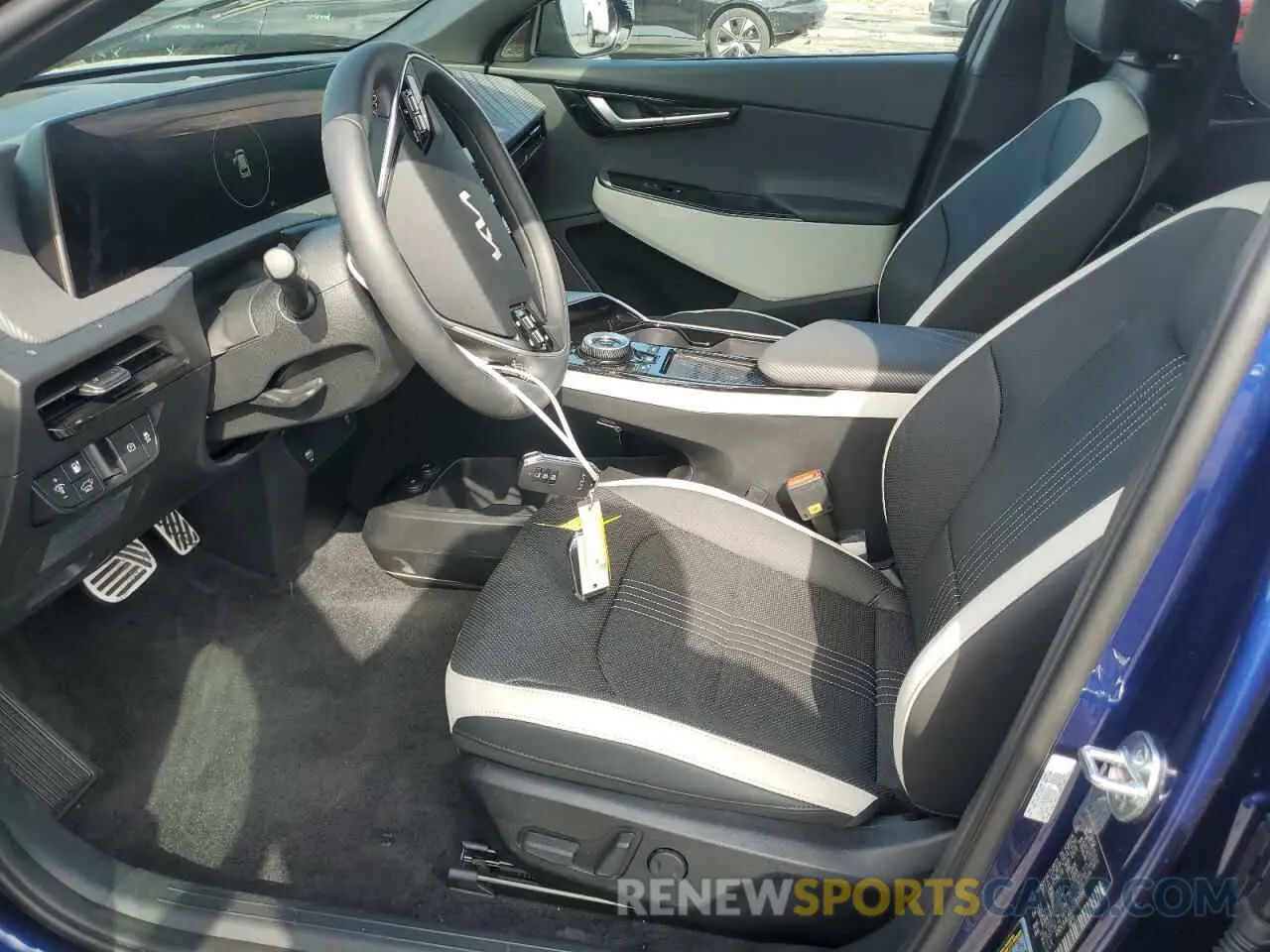 7 Photograph of a damaged car KNDC44LAXR5220999 KIA EV6 GT LIN 2024