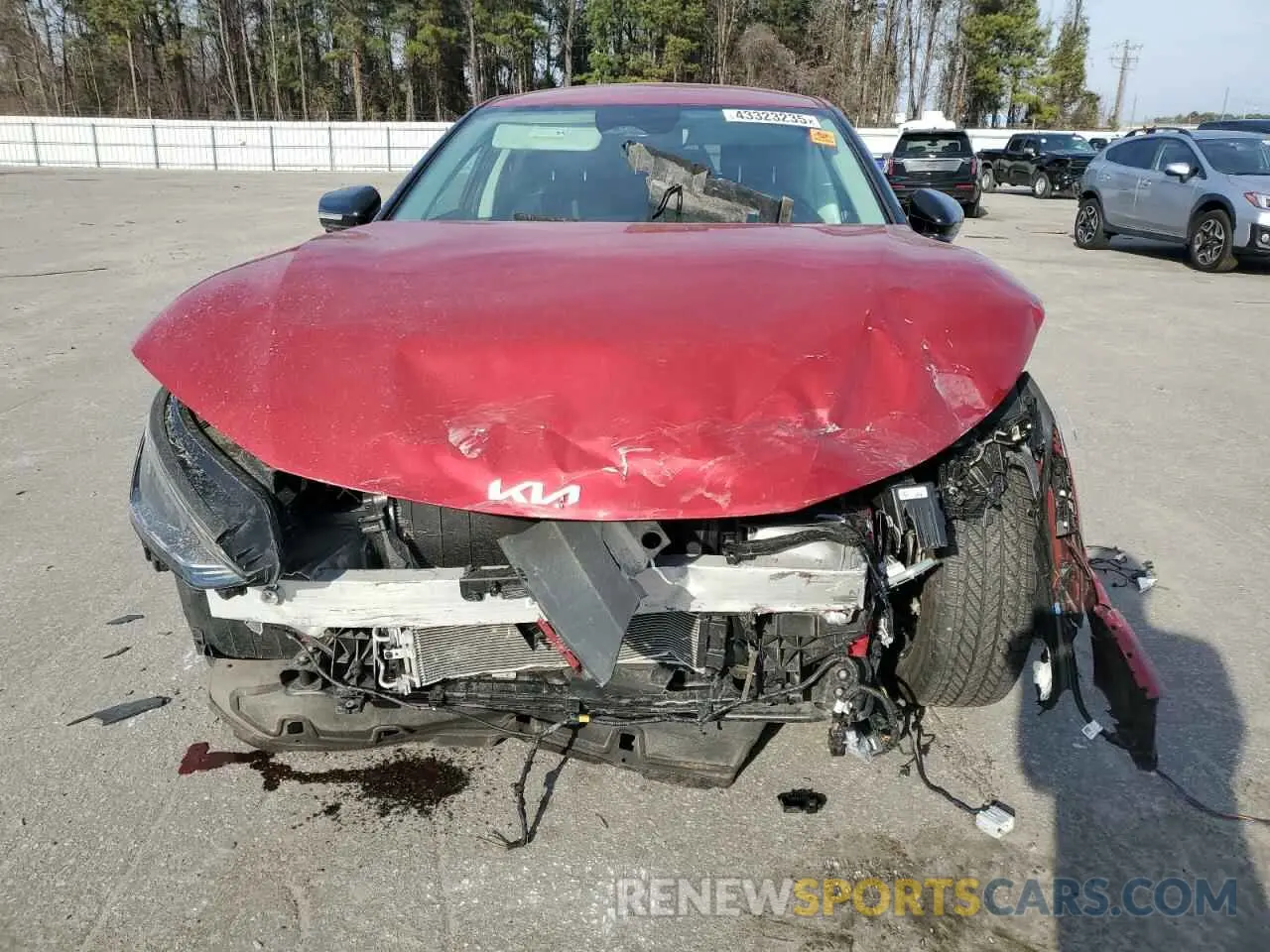 5 Photograph of a damaged car KNDC3DLC3N5035790 KIA EV6 LIGHT 2022