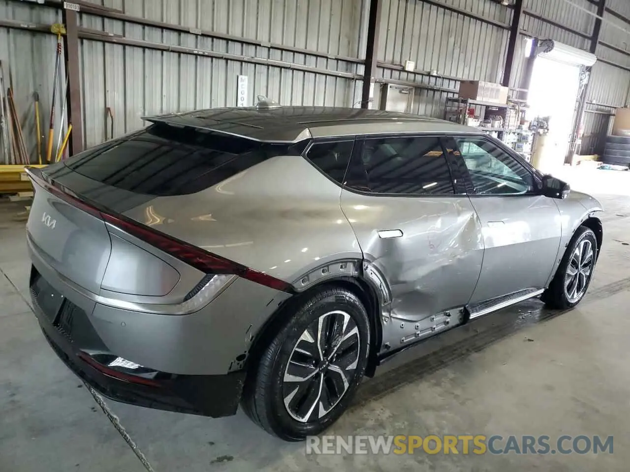 3 Photograph of a damaged car KNDC34LA4P5606334 KIA EV6 LIGHT 2023