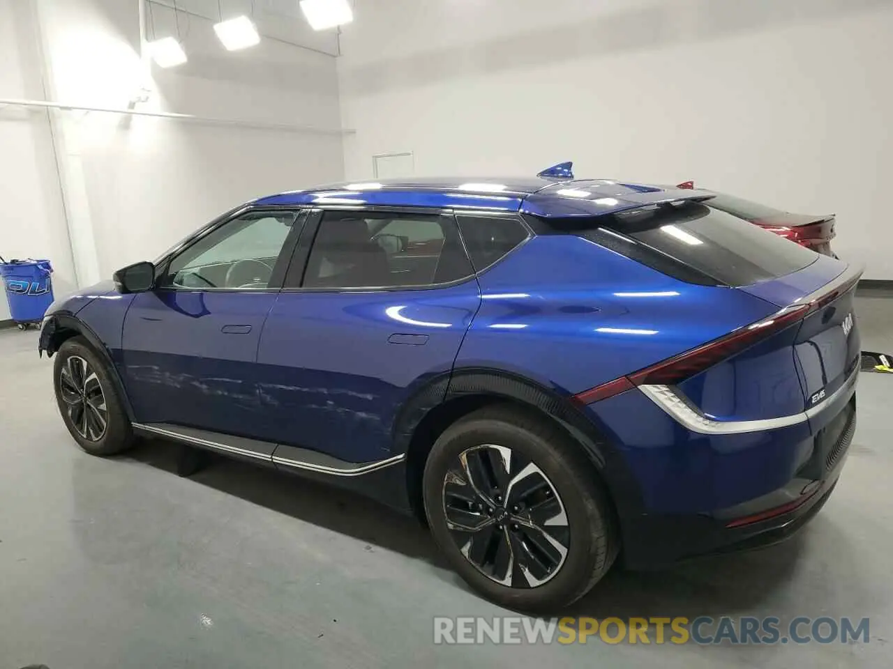 2 Фотография поврежденного автомобиля KNDC34LA8P5604571 KIA EV6 LIGHT 2023