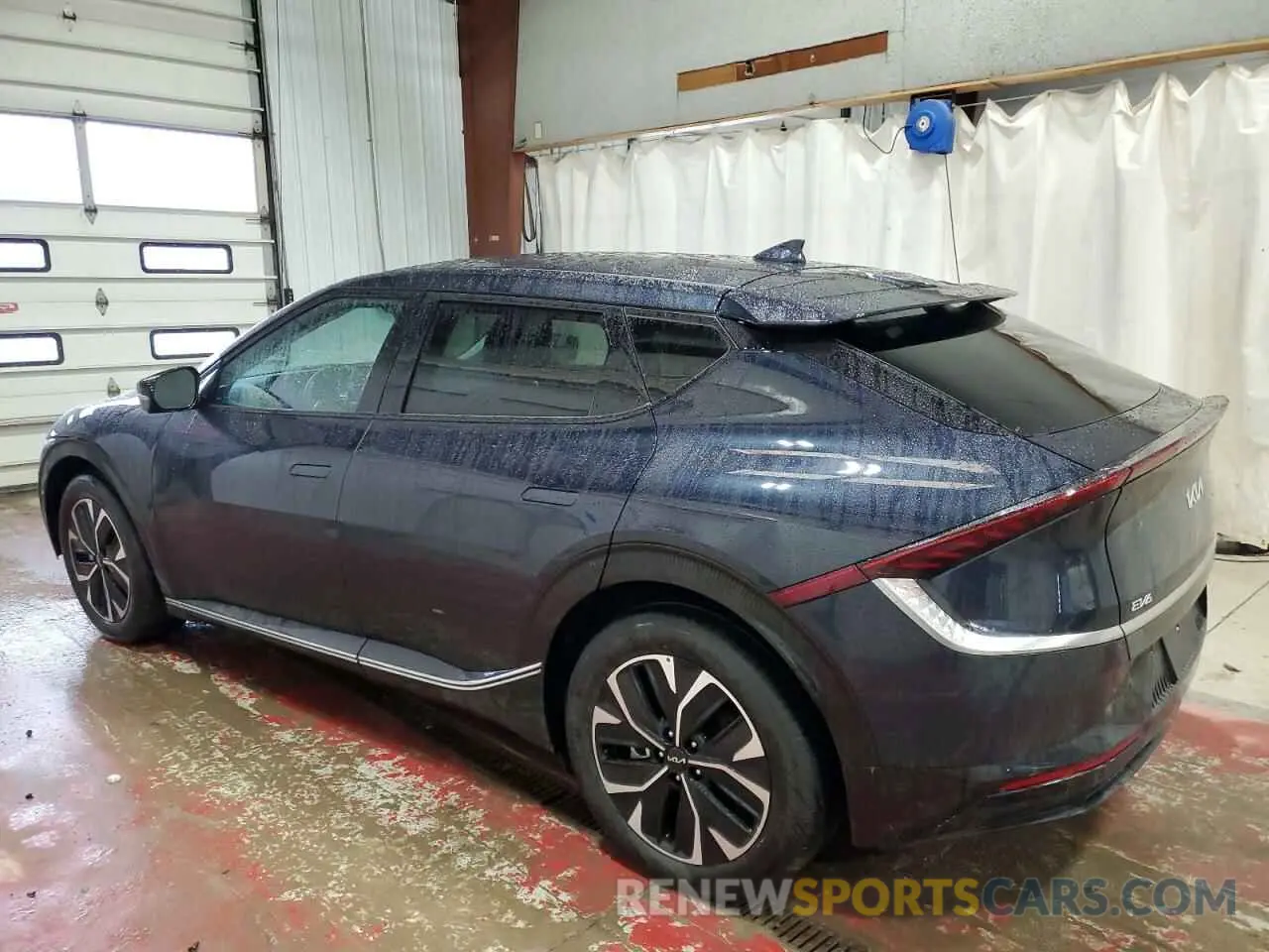 2 Фотография поврежденного автомобиля KNDC34LA5R5205443 KIA EV6 LIGHT 2024
