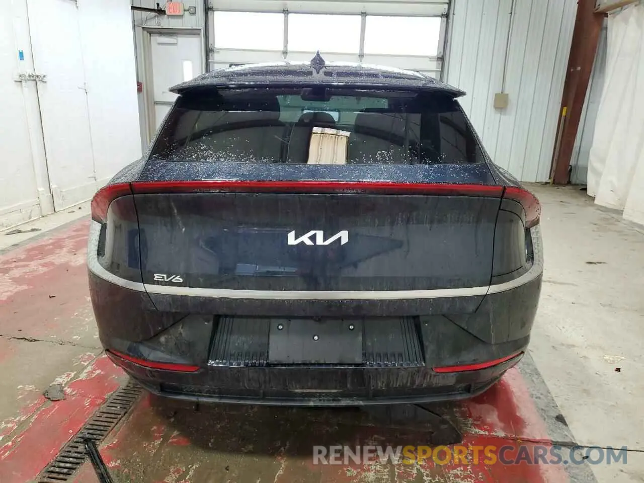 6 Фотография поврежденного автомобиля KNDC34LA5R5205443 KIA EV6 LIGHT 2024