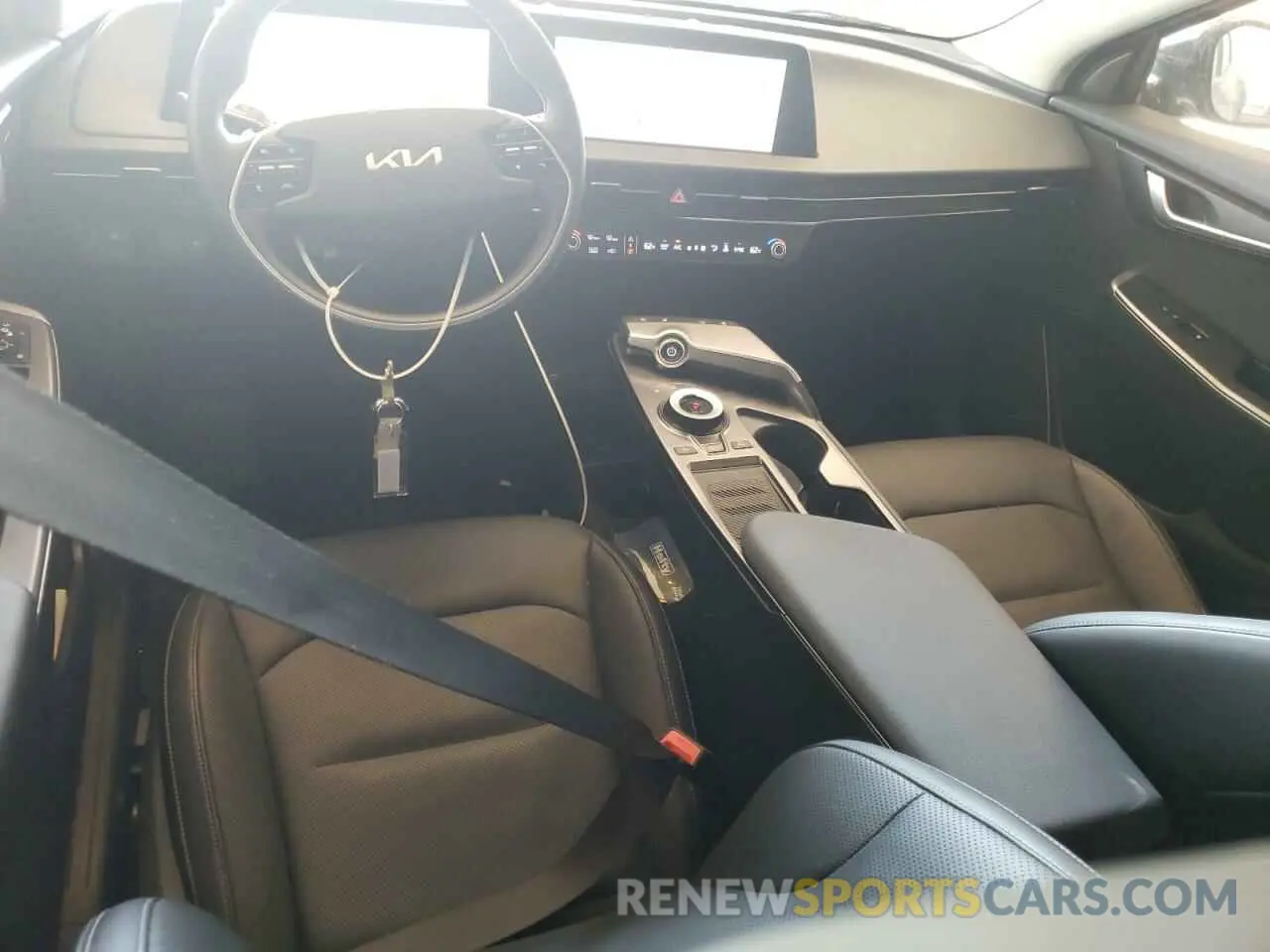 8 Фотография поврежденного автомобиля KNDC34LA8R5193806 KIA EV6 LIGHT 2024