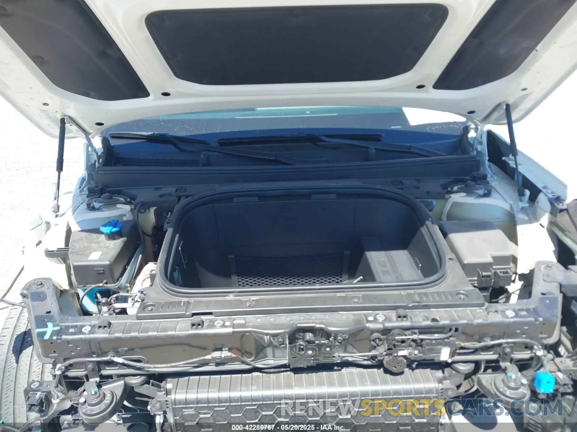 10 Фотография поврежденного автомобиля KNDAA5S29R6035952 KIA EV9 2024