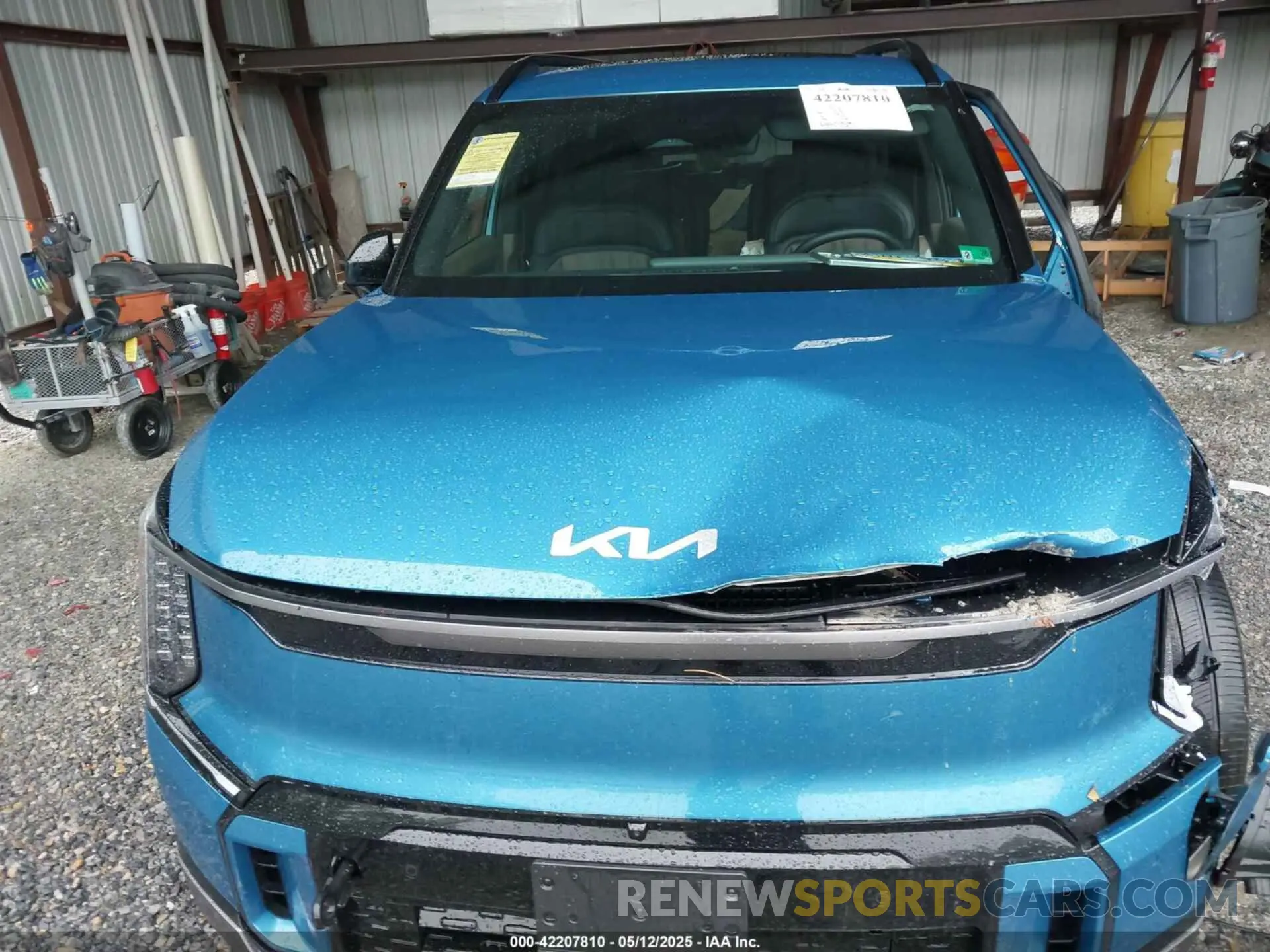 10 Photograph of a damaged car KNDAEFS53R6019735 KIA EV9 2024