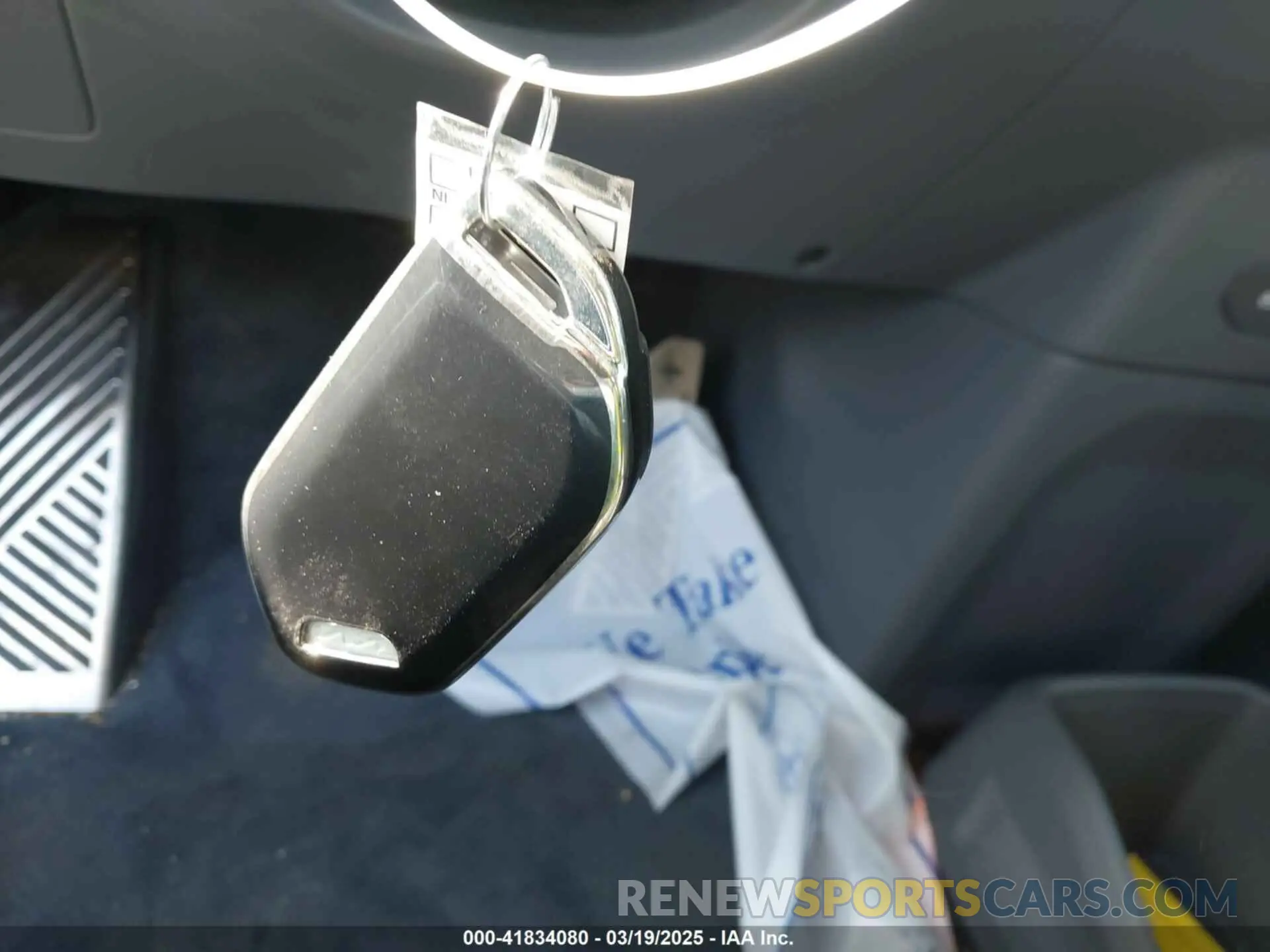 11 Фотография поврежденного автомобиля KNDAEFS57R6051474 KIA EV9 2024