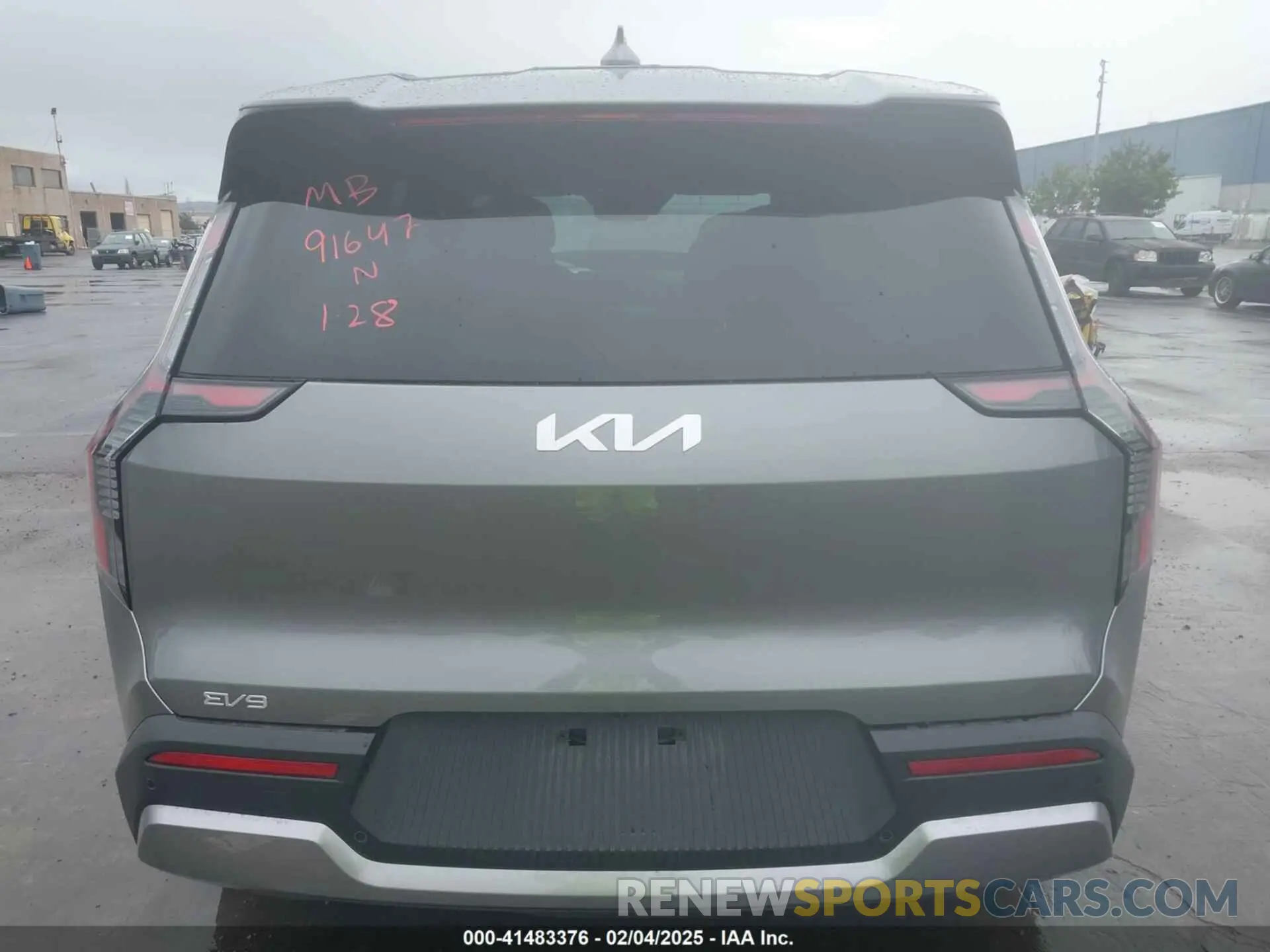 17 Photograph of a damaged car KNDAB5S10S6056232 KIA EV9 2025
