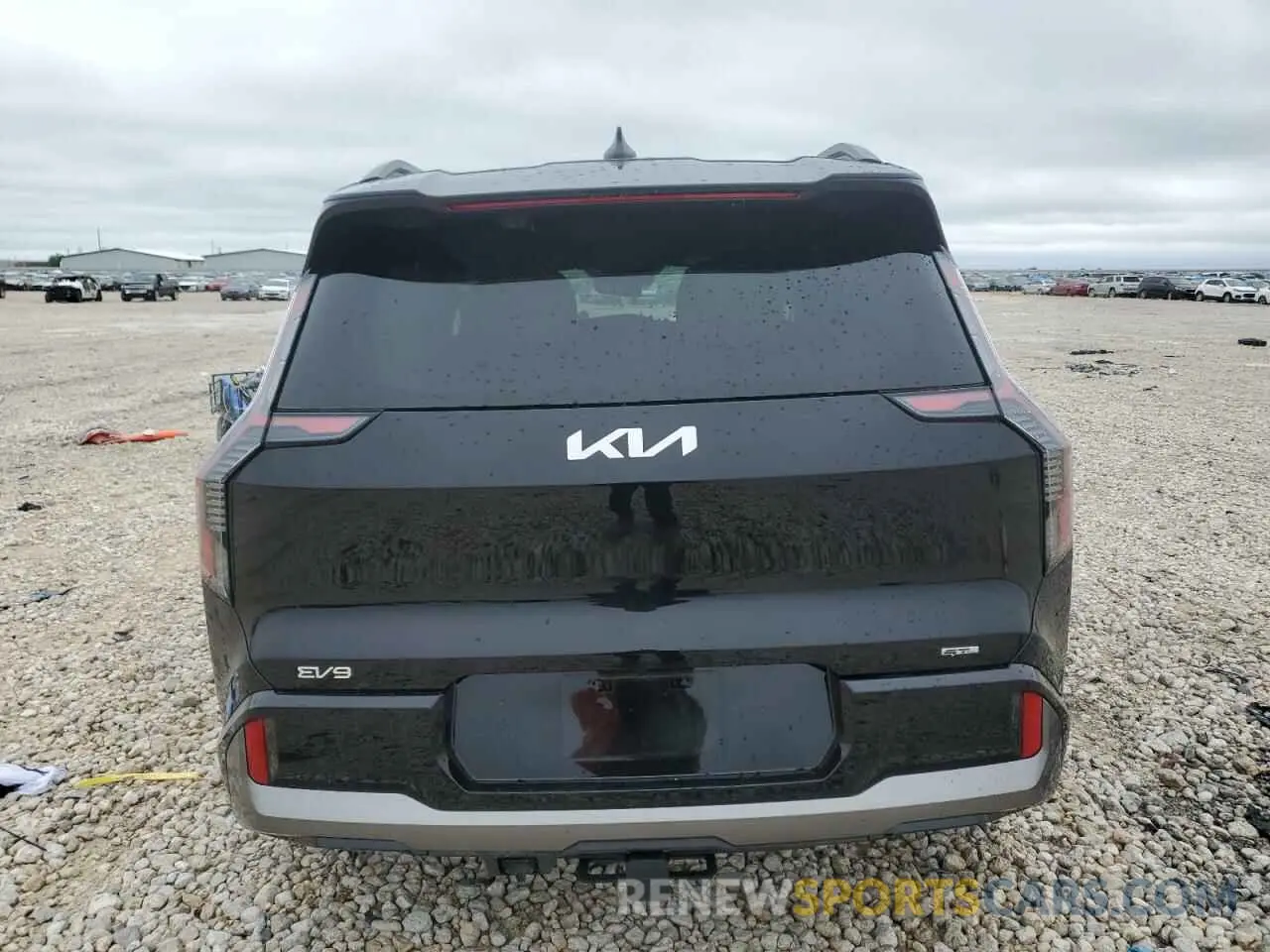 6 Фотография поврежденного автомобиля KNDAEFS52R6040494 KIA EV9 GT LIN 2024