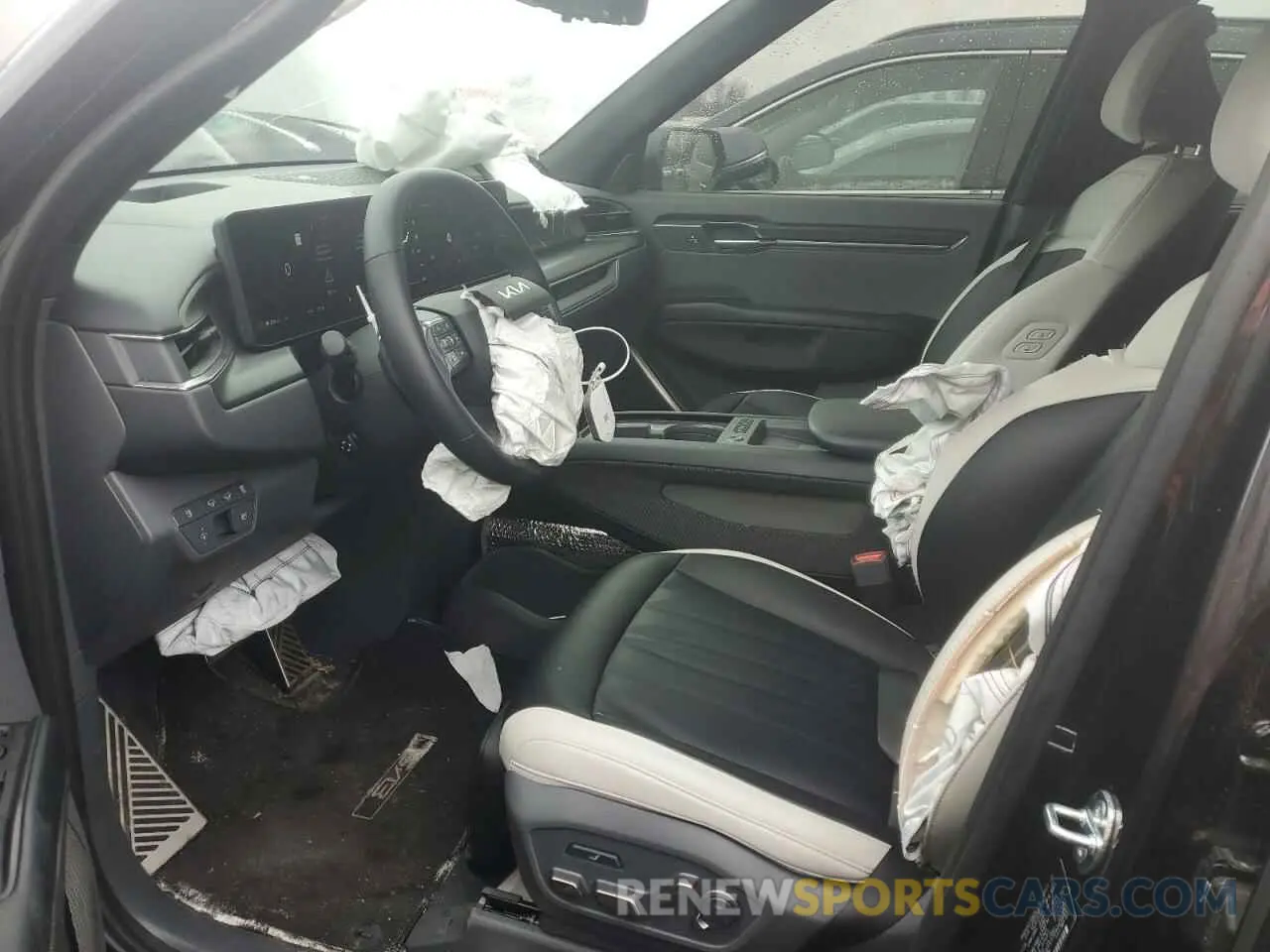 7 Photograph of a damaged car KNDAEFS57R6049448 KIA EV9 GT LIN 2024
