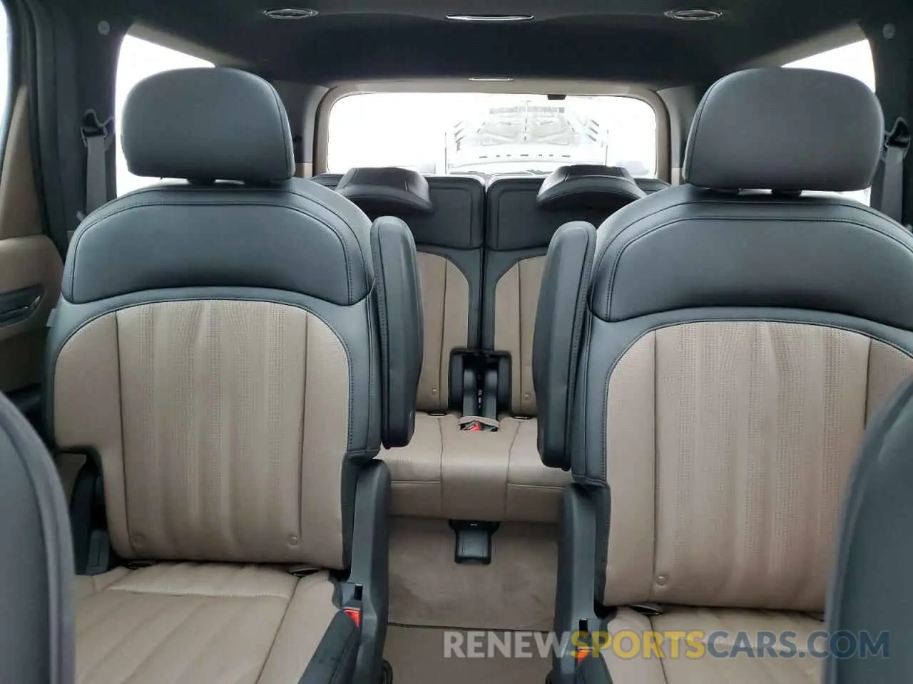 10 Фотография поврежденного автомобиля KNDAEFS58S6055667 KIA EV9 GT LIN 2025