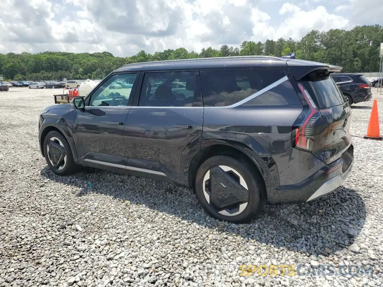 2 Photograph of a damaged car KNDADFS50R6027150 KIA EV9 LAND 2024