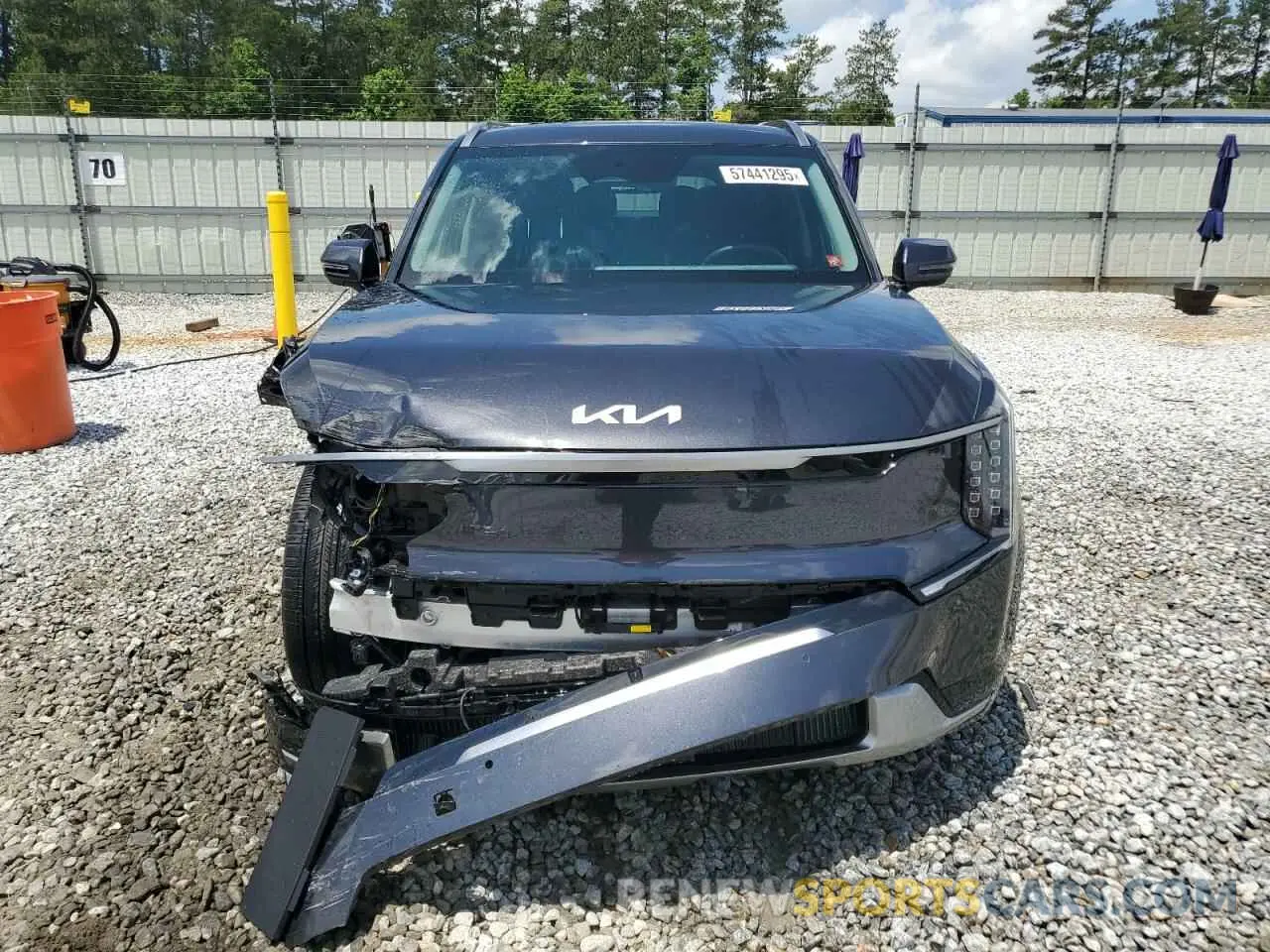 5 Photograph of a damaged car KNDADFS50R6027150 KIA EV9 LAND 2024