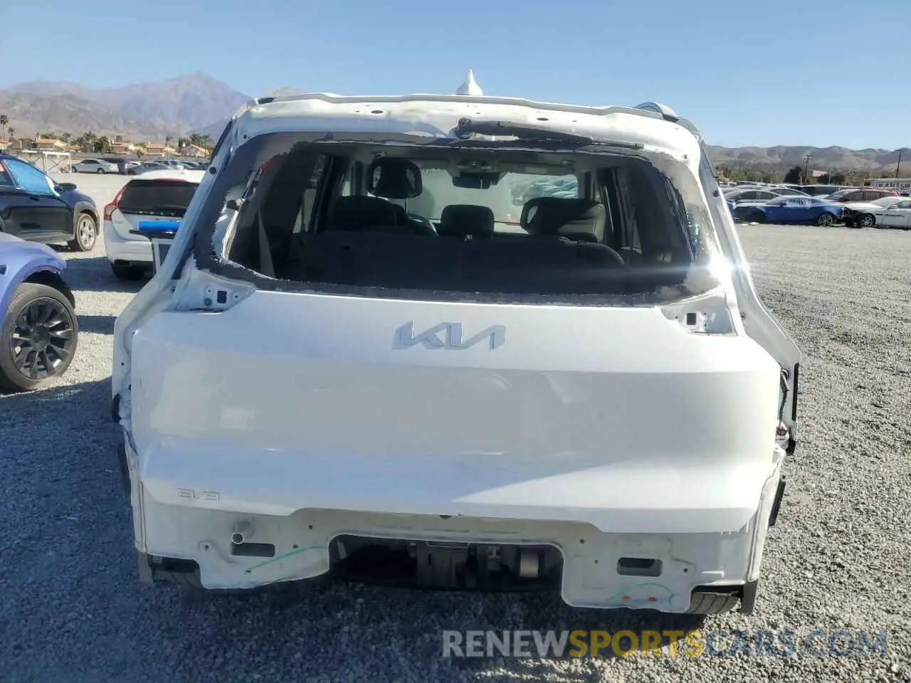 6 Фотография поврежденного автомобиля KNDAFFS59R6030316 KIA EV9 WIND 2024