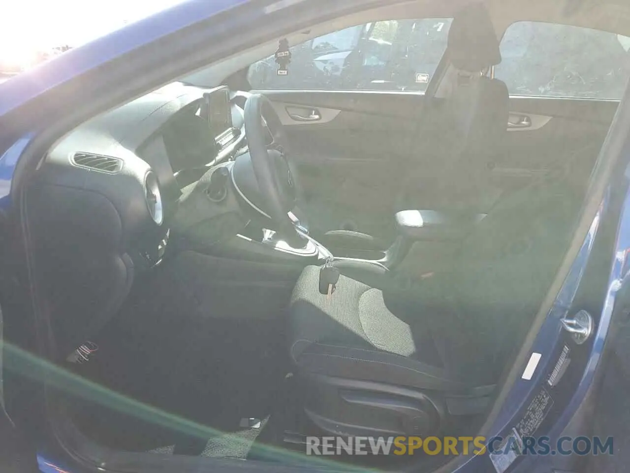 7 Photograph of a damaged car 3KPF24AD0KE016643 KIA FORTE 2019
