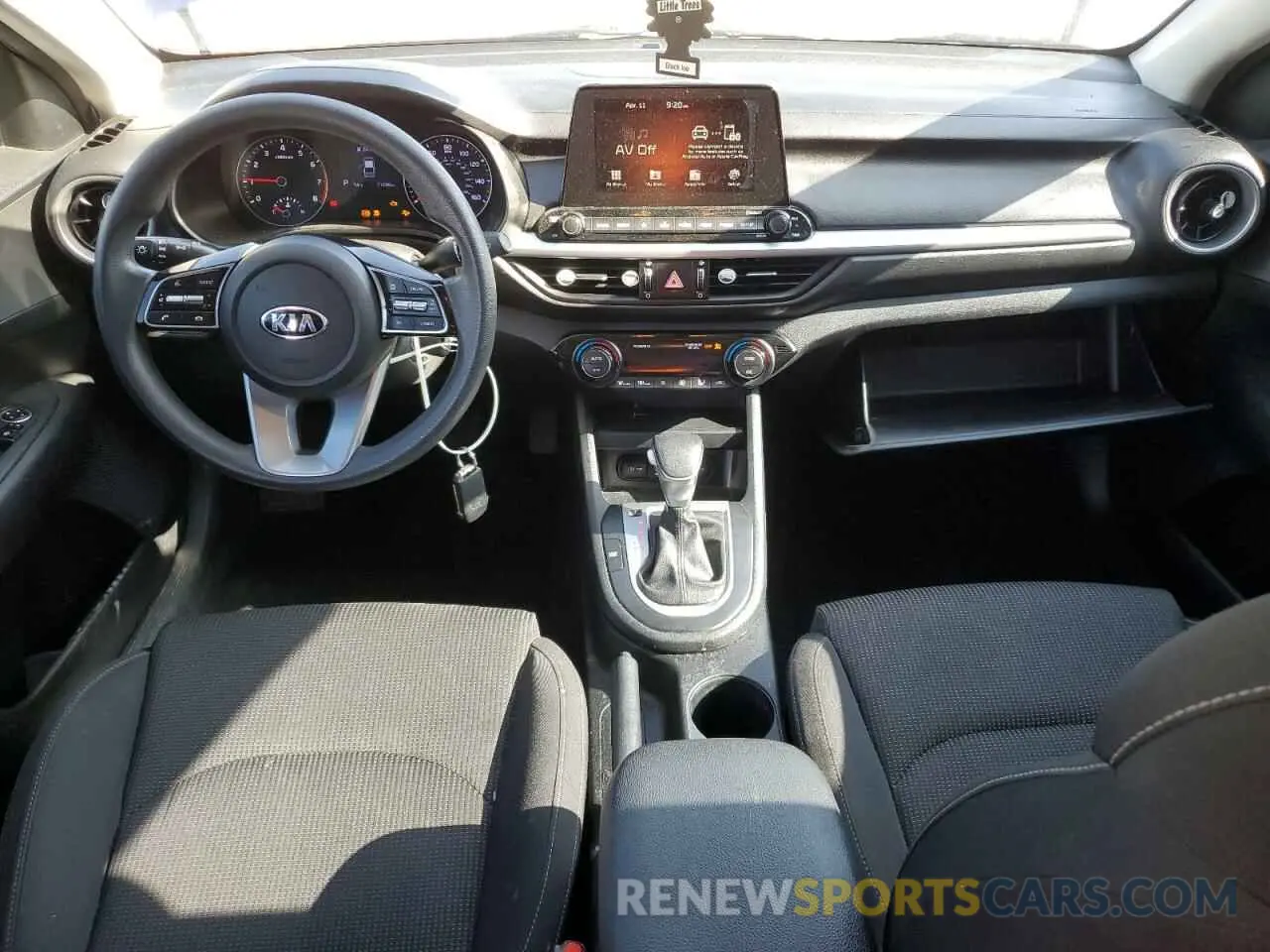 8 Photograph of a damaged car 3KPF24AD0KE016643 KIA FORTE 2019