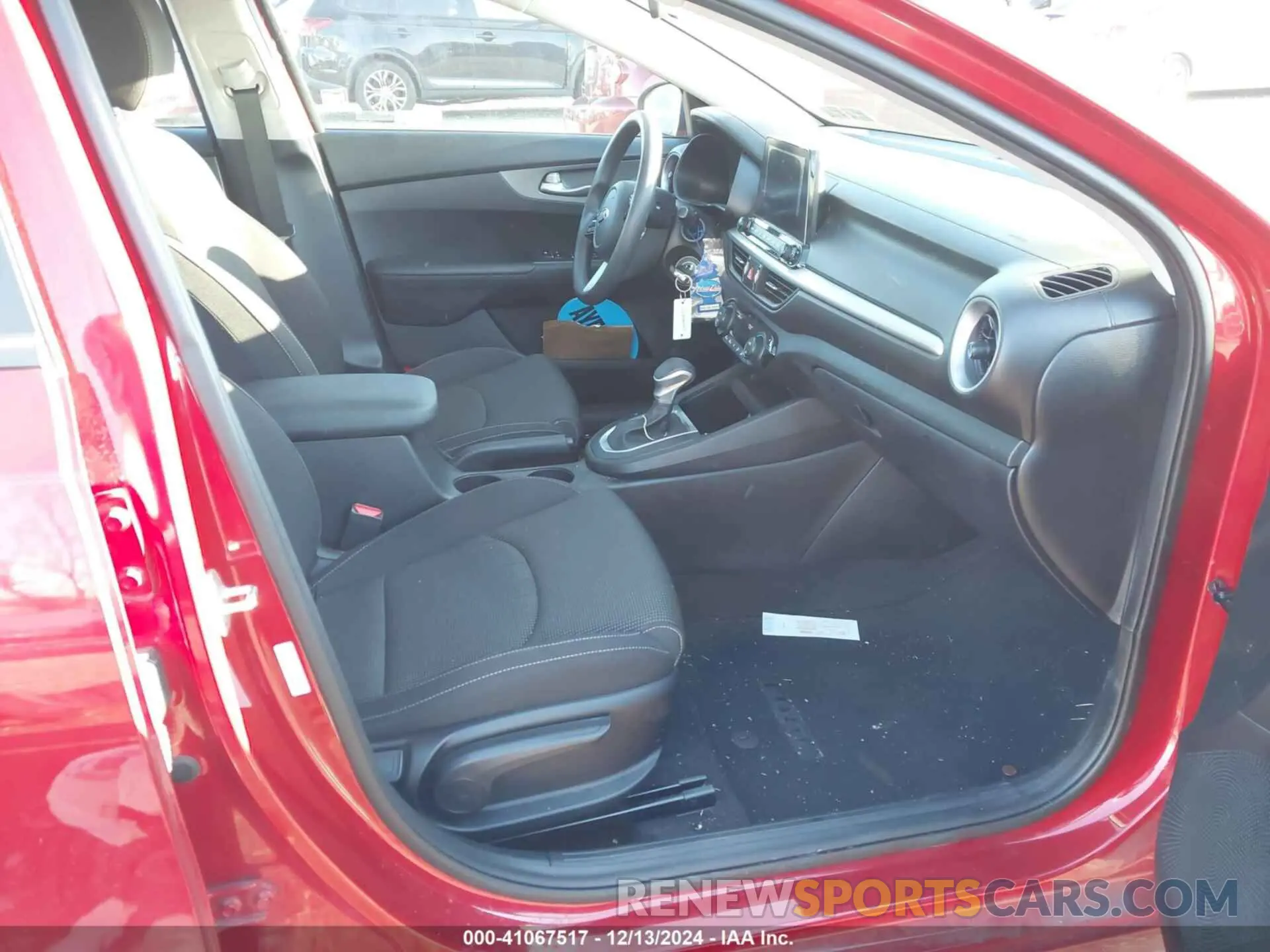 5 Фотография поврежденного автомобиля 3KPF24AD0KE041249 KIA FORTE 2019