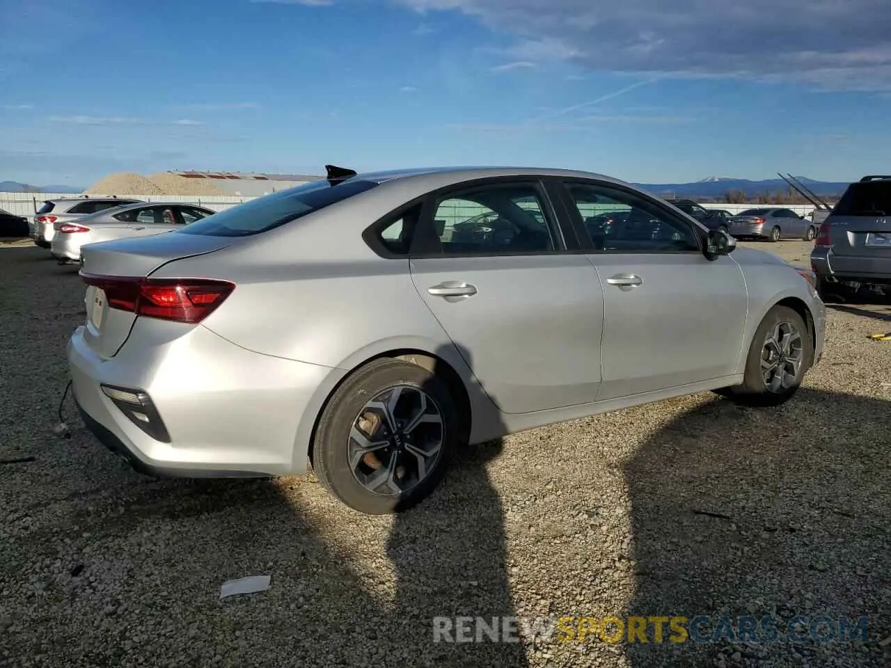 3 Фотография поврежденного автомобиля 3KPF24AD0KE043079 KIA FORTE 2019