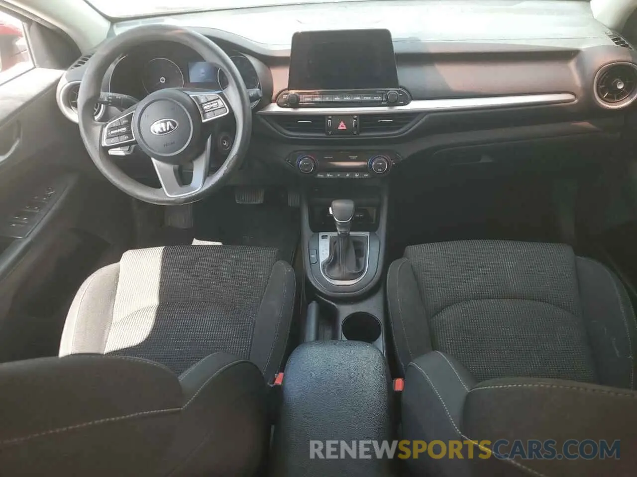 8 Фотография поврежденного автомобиля 3KPF24AD0KE061016 KIA FORTE 2019