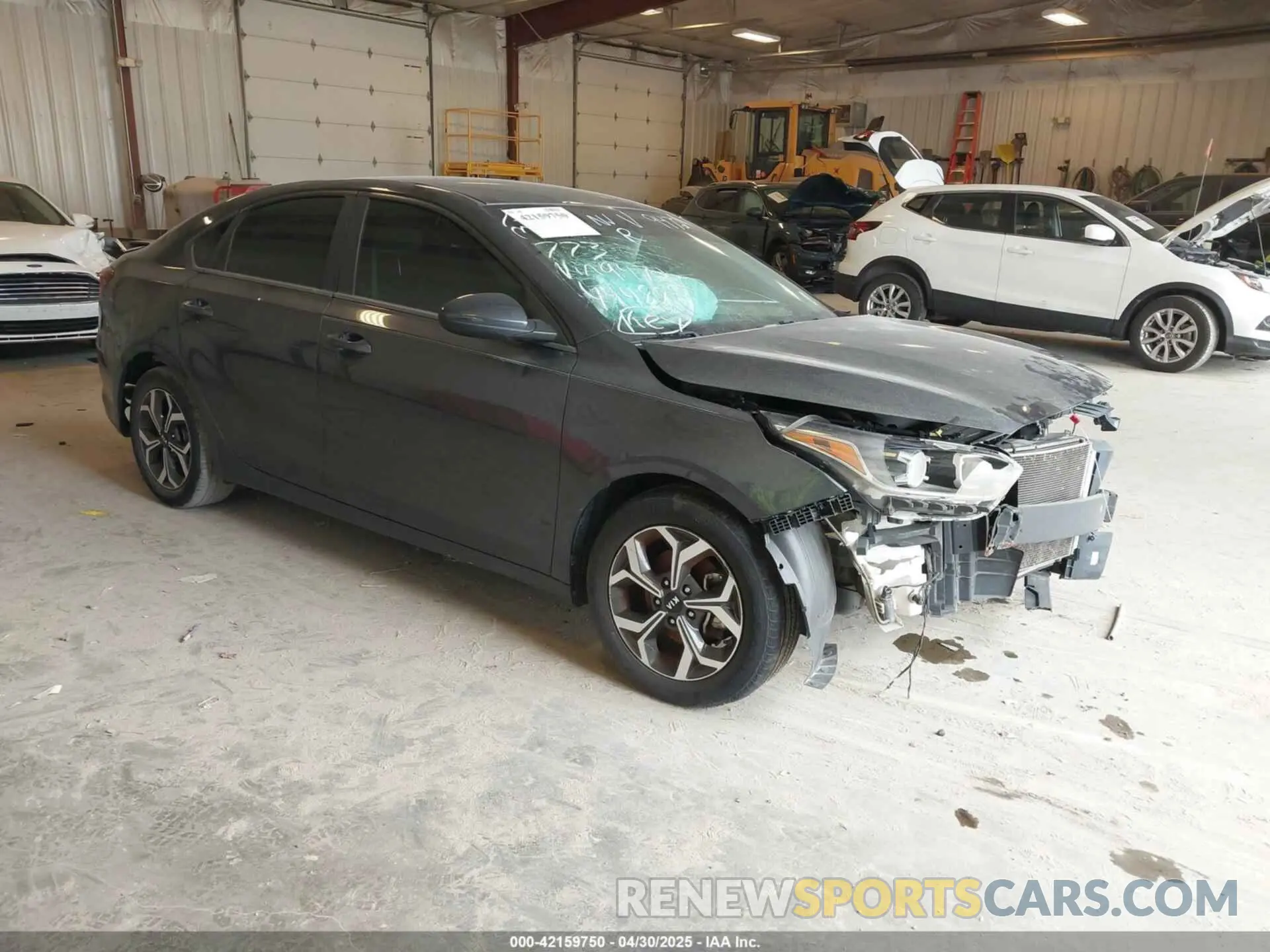 1 Photograph of a damaged car 3KPF24AD0KE069472 KIA FORTE 2019