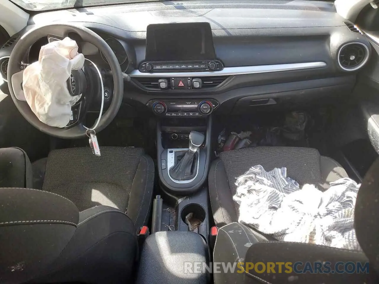 8 Фотография поврежденного автомобиля 3KPF24AD0KE087857 KIA FORTE 2019