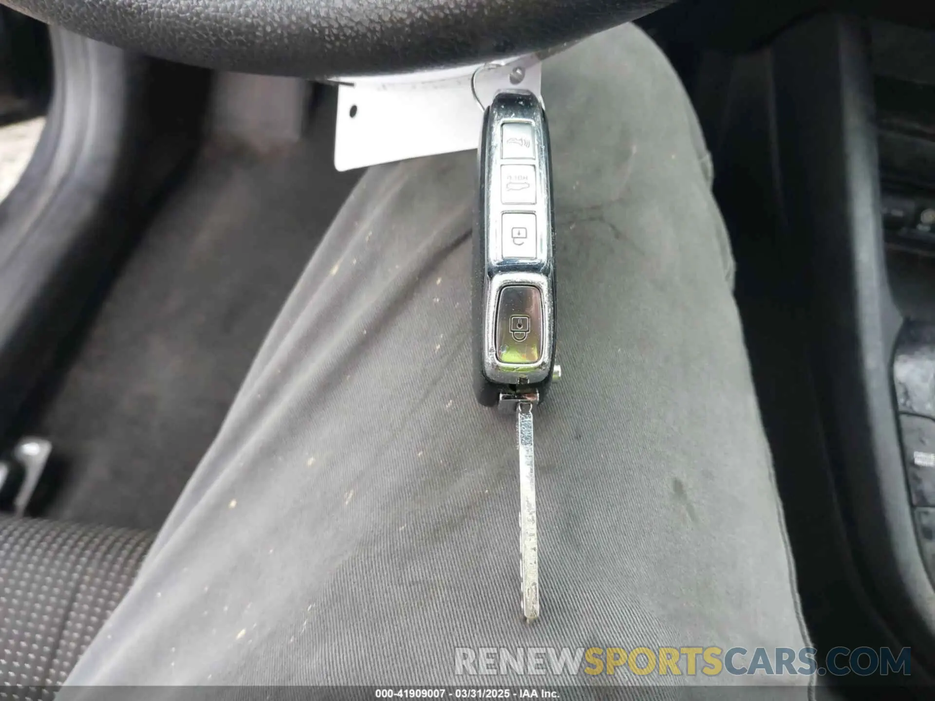 11 Фотография поврежденного автомобиля 3KPF24AD0KE097627 KIA FORTE 2019
