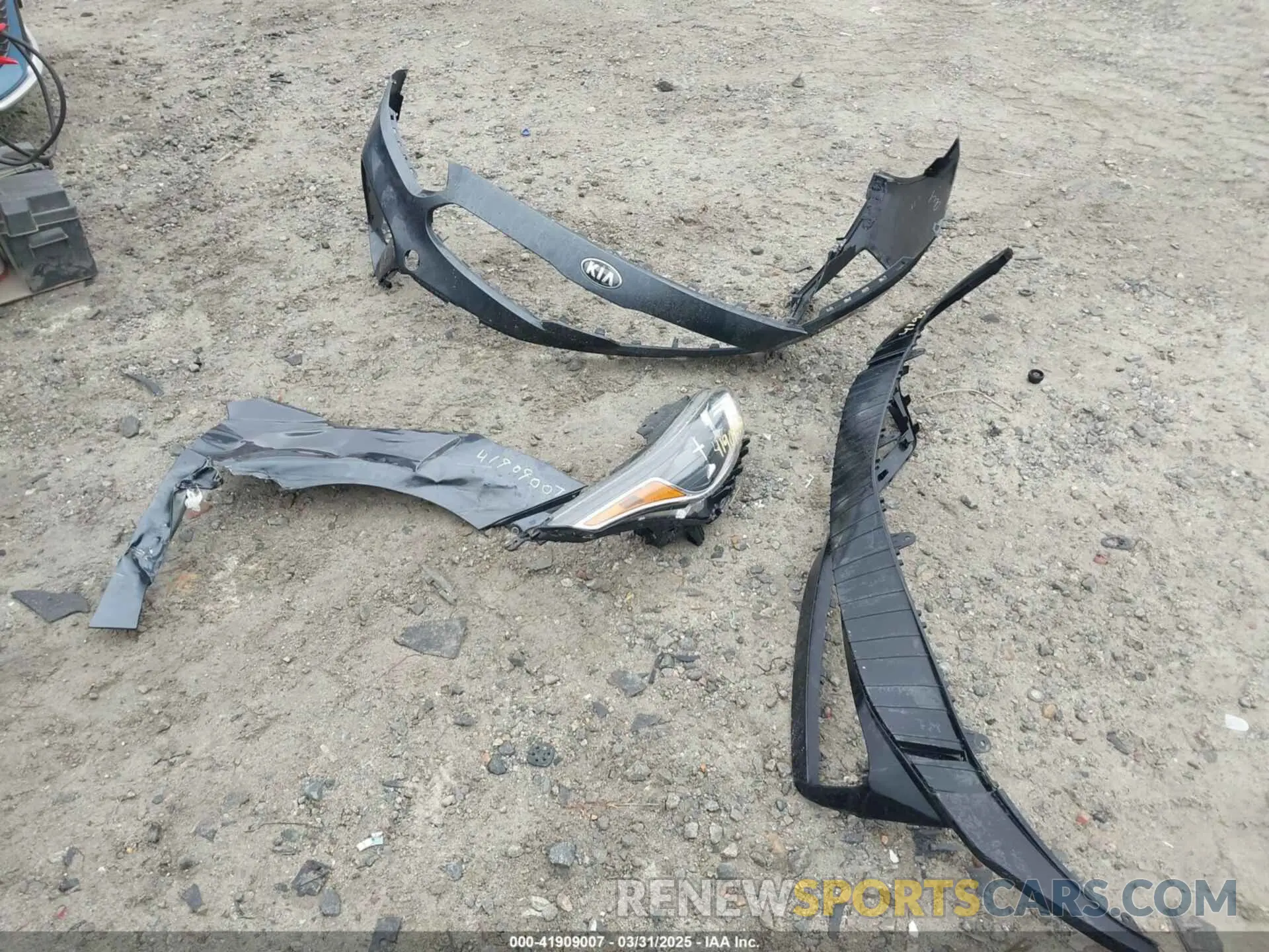 12 Фотография поврежденного автомобиля 3KPF24AD0KE097627 KIA FORTE 2019