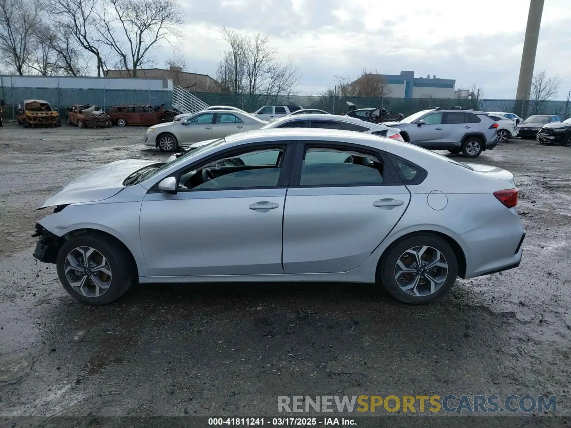 14 Photograph of a damaged car 3KPF24AD0KE131548 KIA FORTE 2019