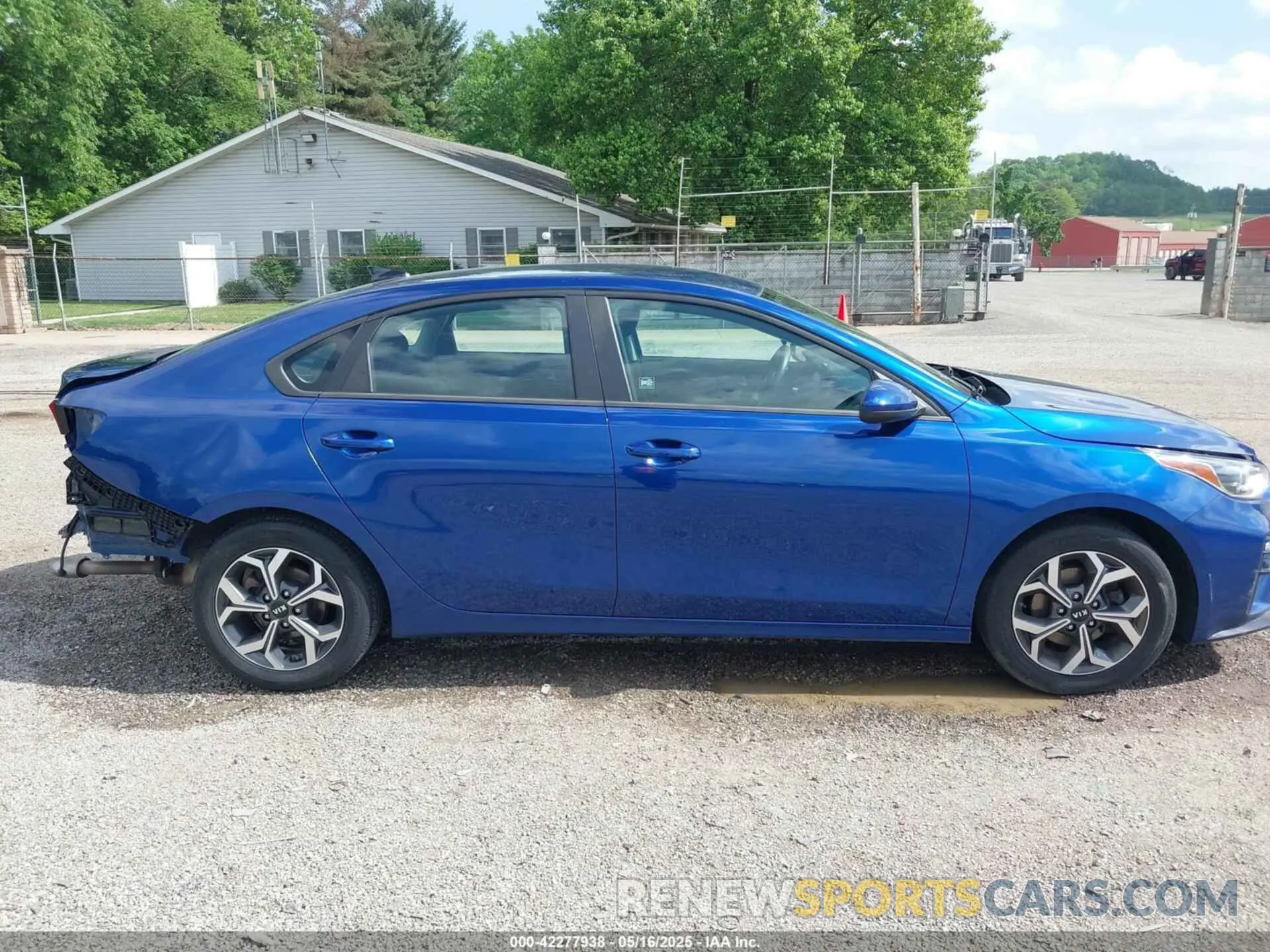14 Photograph of a damaged car 3KPF24AD0KE135616 KIA FORTE 2019