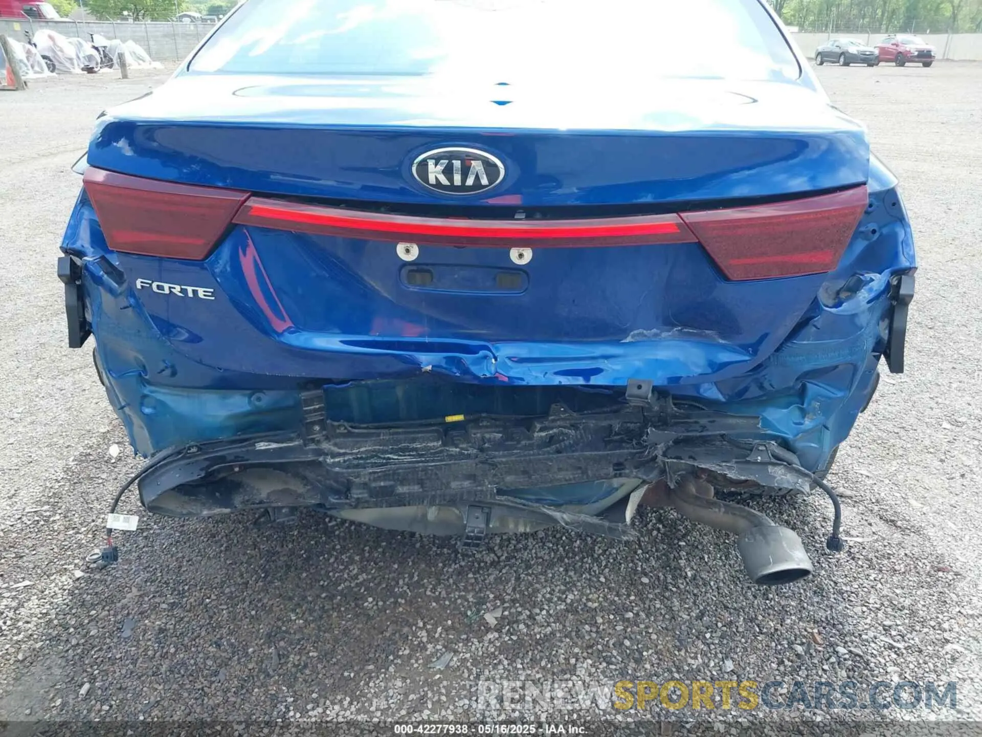 6 Photograph of a damaged car 3KPF24AD0KE135616 KIA FORTE 2019