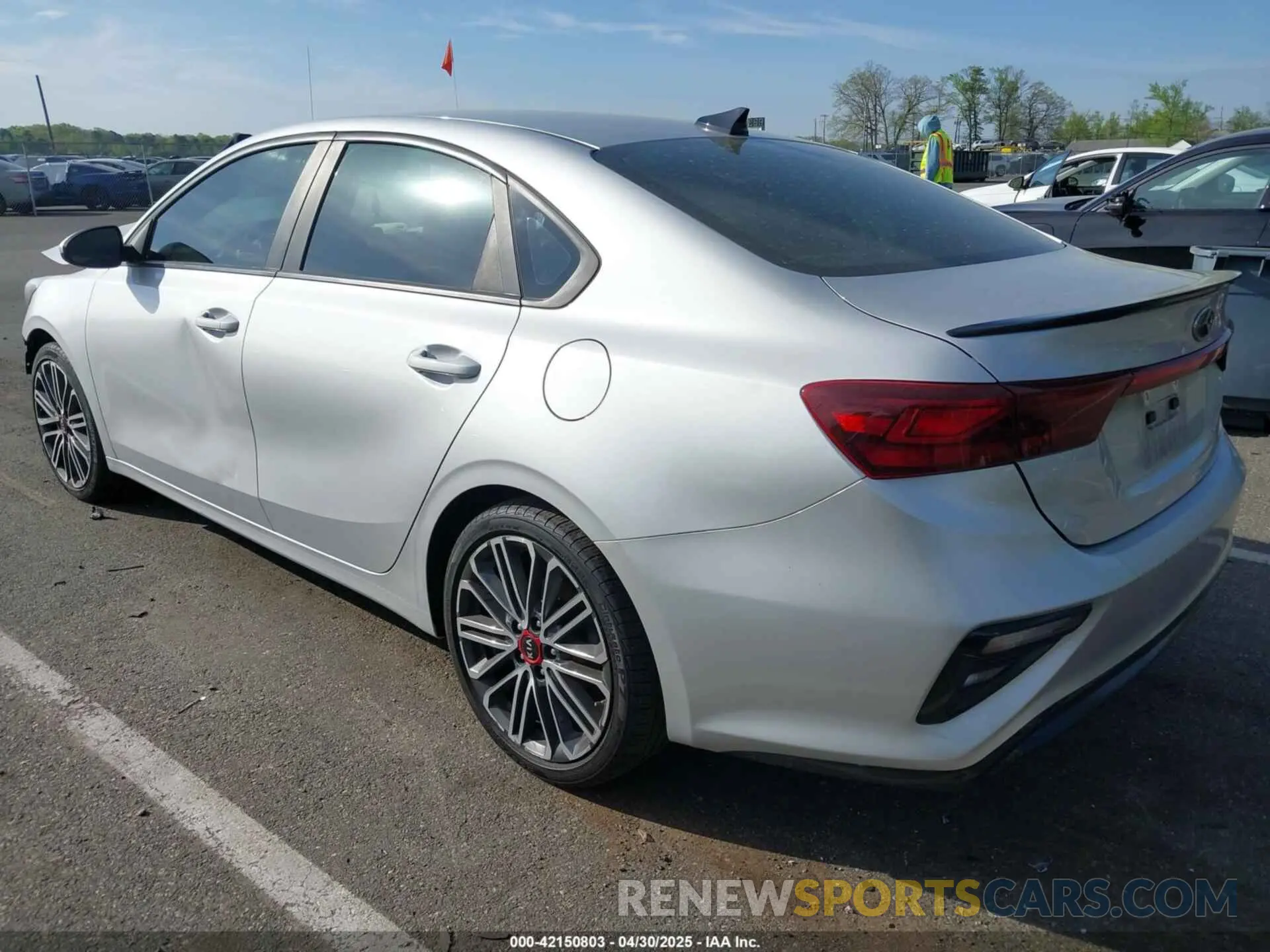 3 Фотография поврежденного автомобиля 3KPF24AD0KE135728 KIA FORTE 2019