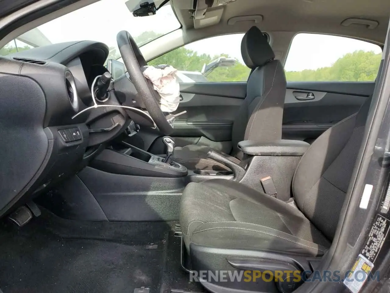 7 Photograph of a damaged car 3KPF24AD1KE096437 KIA FORTE 2019