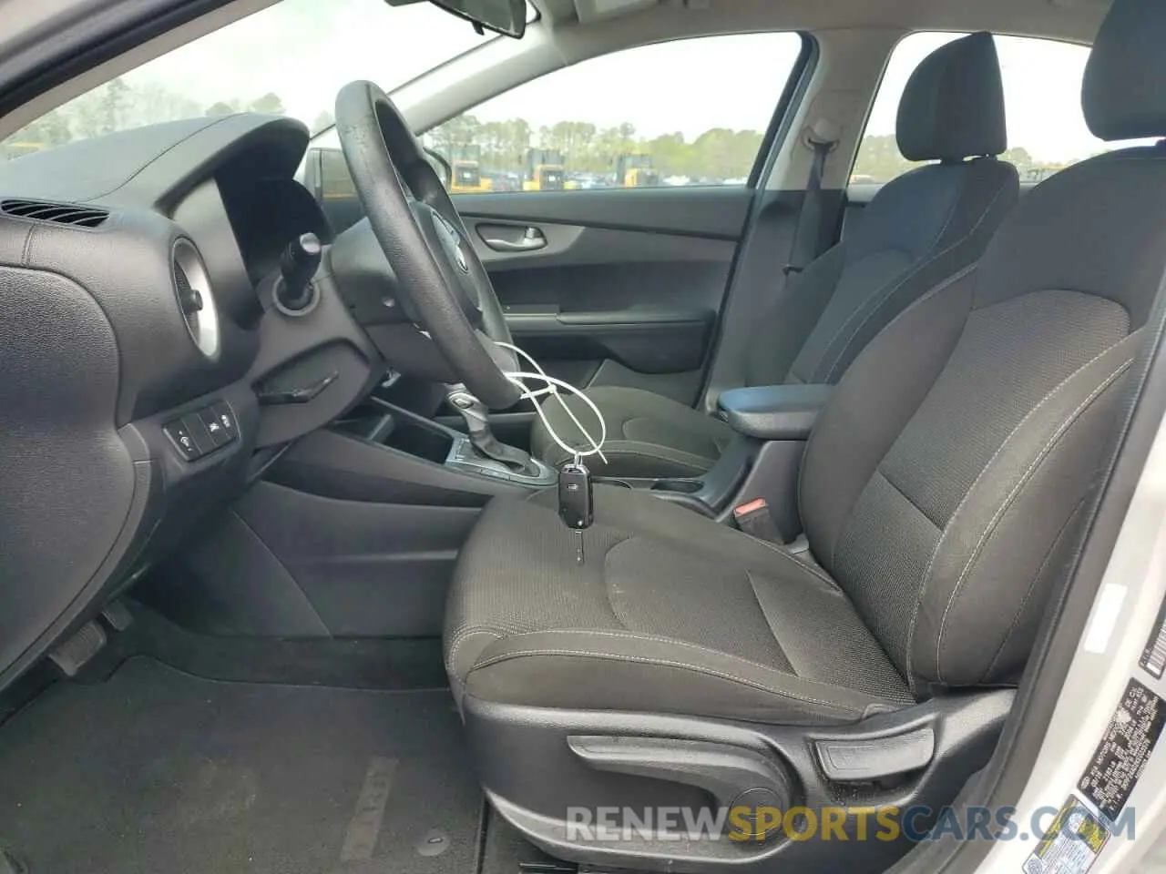 7 Photograph of a damaged car 3KPF24AD2KE023576 KIA FORTE 2019