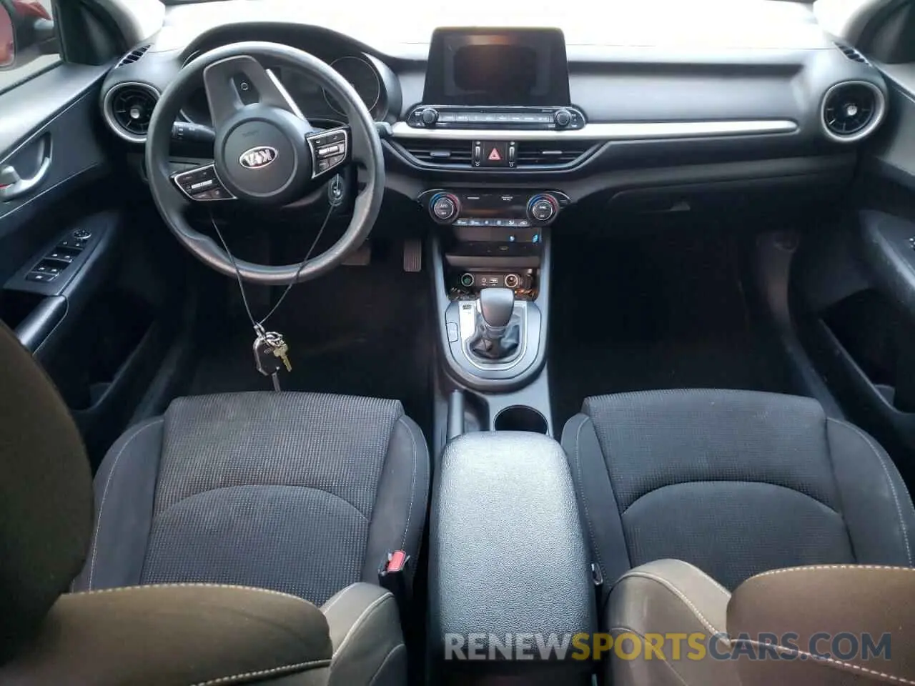 8 Фотография поврежденного автомобиля 3KPF24AD2KE032701 KIA FORTE 2019