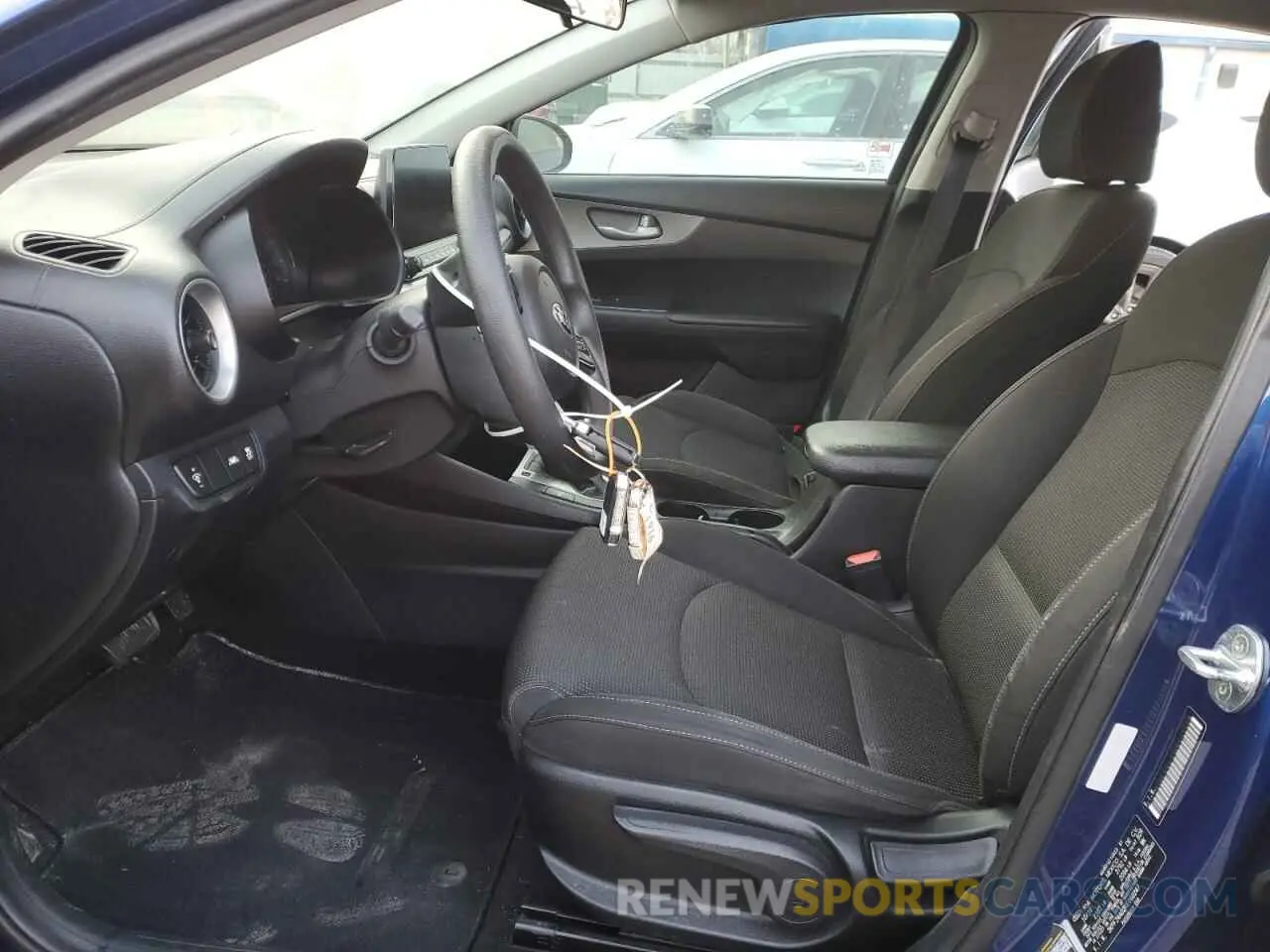 7 Фотография поврежденного автомобиля 3KPF24AD2KE040247 KIA FORTE 2019