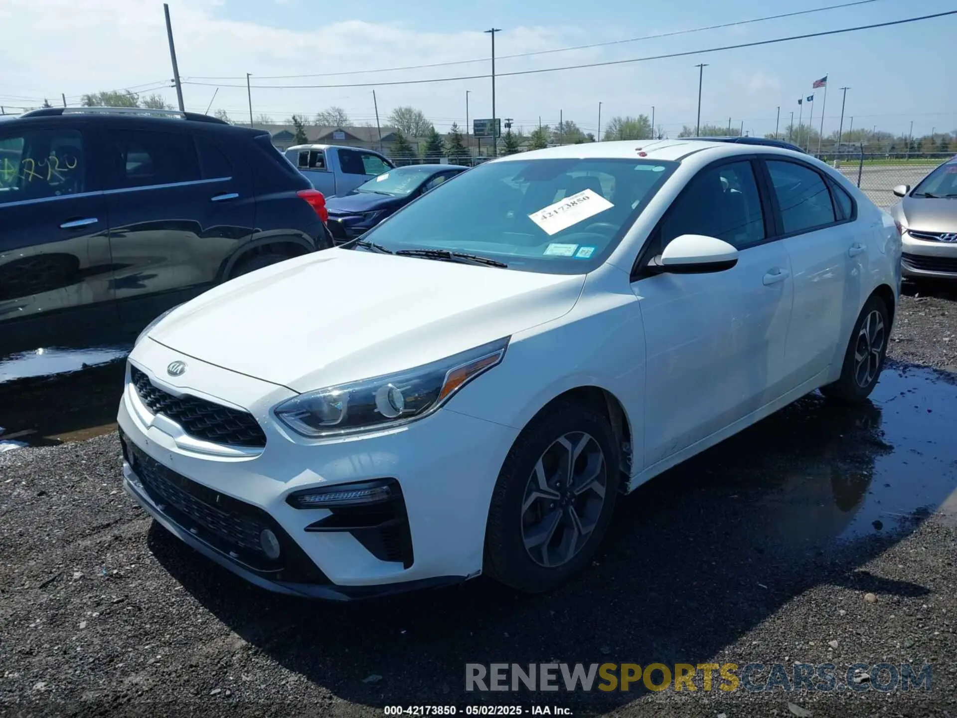 2 Photograph of a damaged car 3KPF24AD2KE046775 KIA FORTE 2019