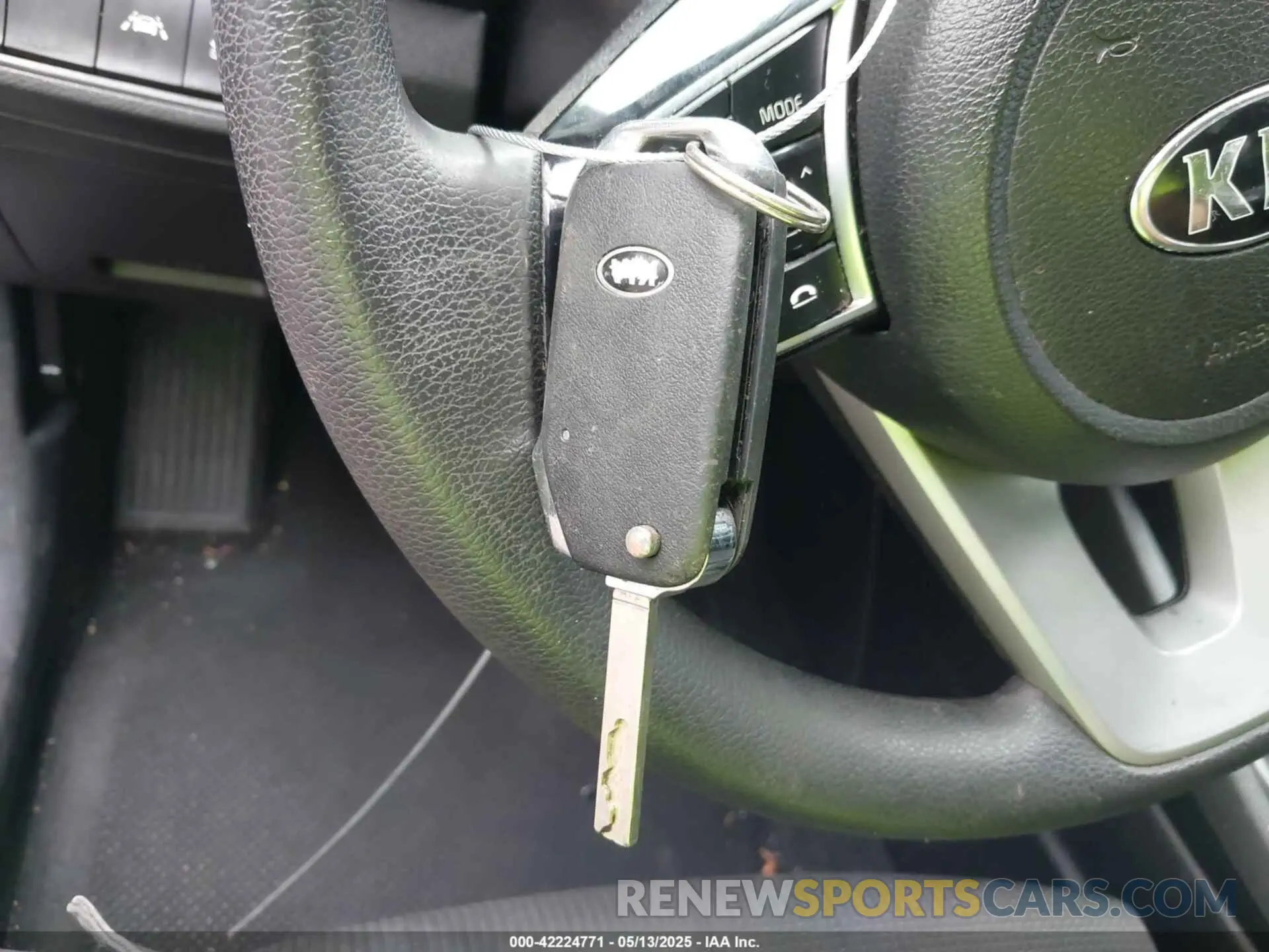 11 Фотография поврежденного автомобиля 3KPF24AD2KE058098 KIA FORTE 2019