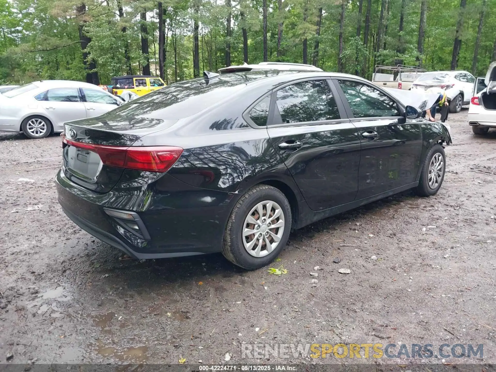 4 Фотография поврежденного автомобиля 3KPF24AD2KE058098 KIA FORTE 2019