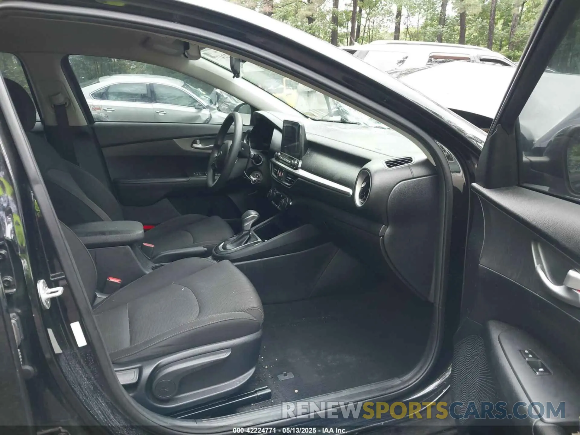 5 Фотография поврежденного автомобиля 3KPF24AD2KE058098 KIA FORTE 2019