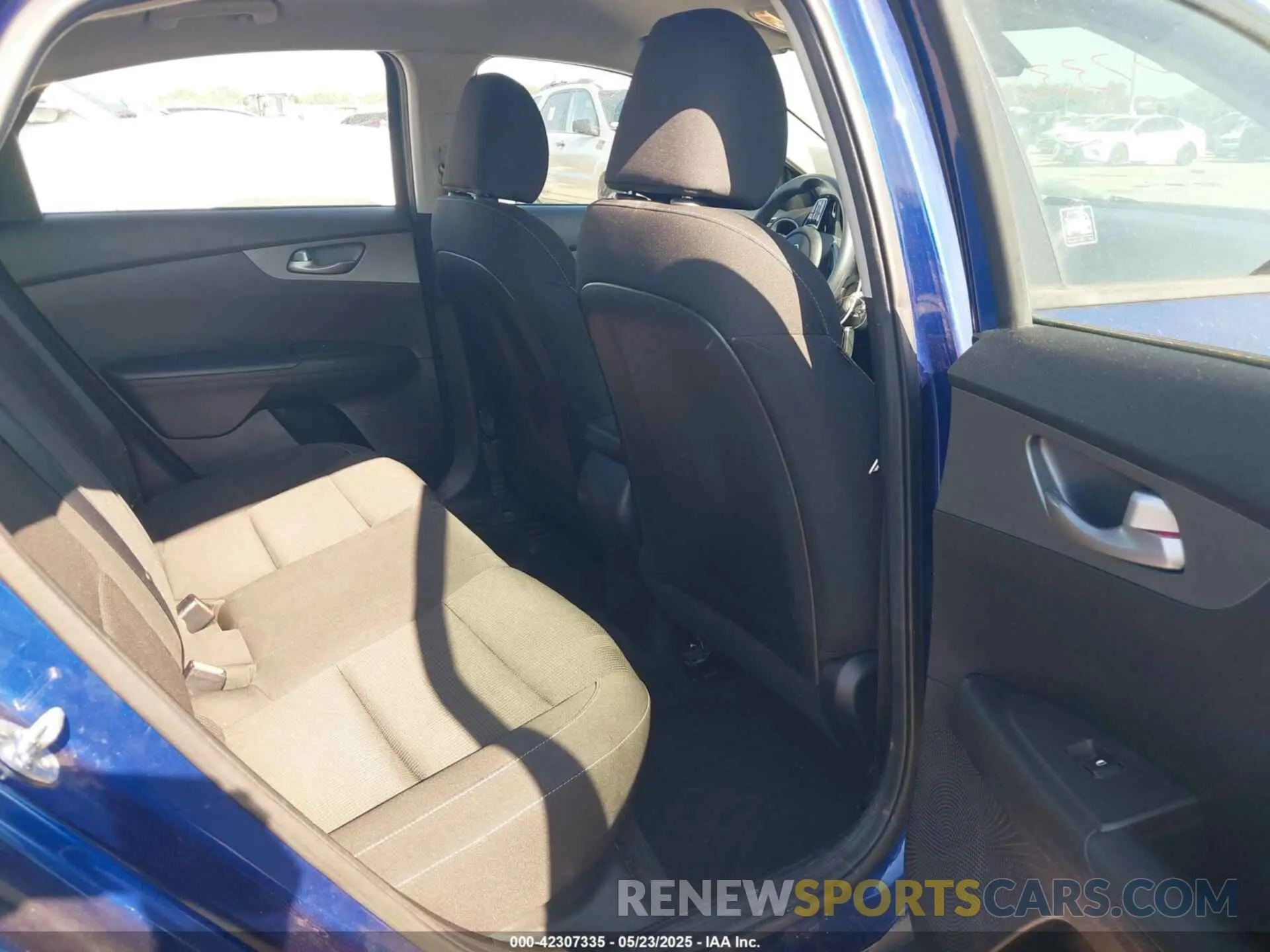 8 Фотография поврежденного автомобиля 3KPF24AD2KE083115 KIA FORTE 2019