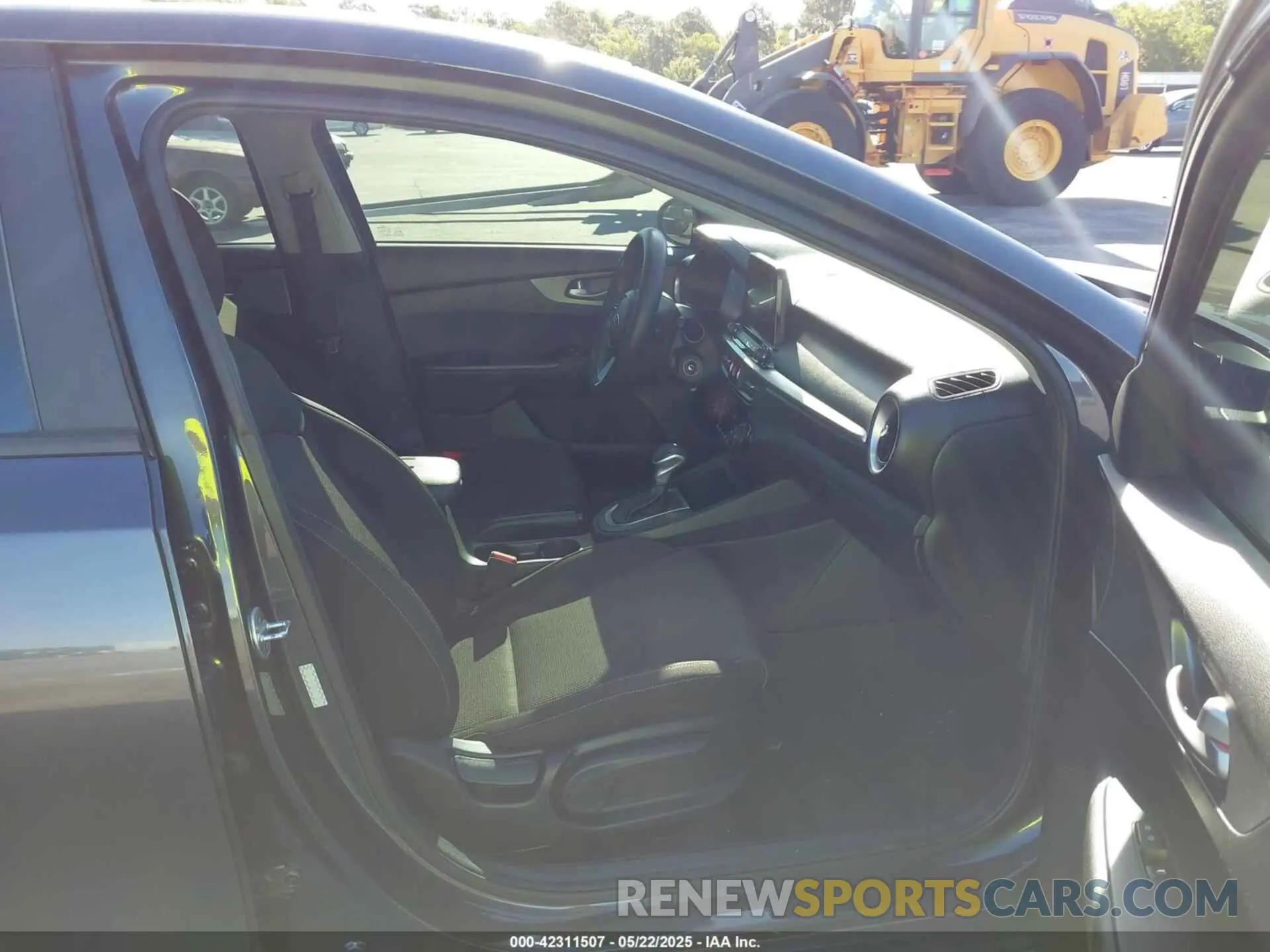 5 Фотография поврежденного автомобиля 3KPF24AD2KE096124 KIA FORTE 2019