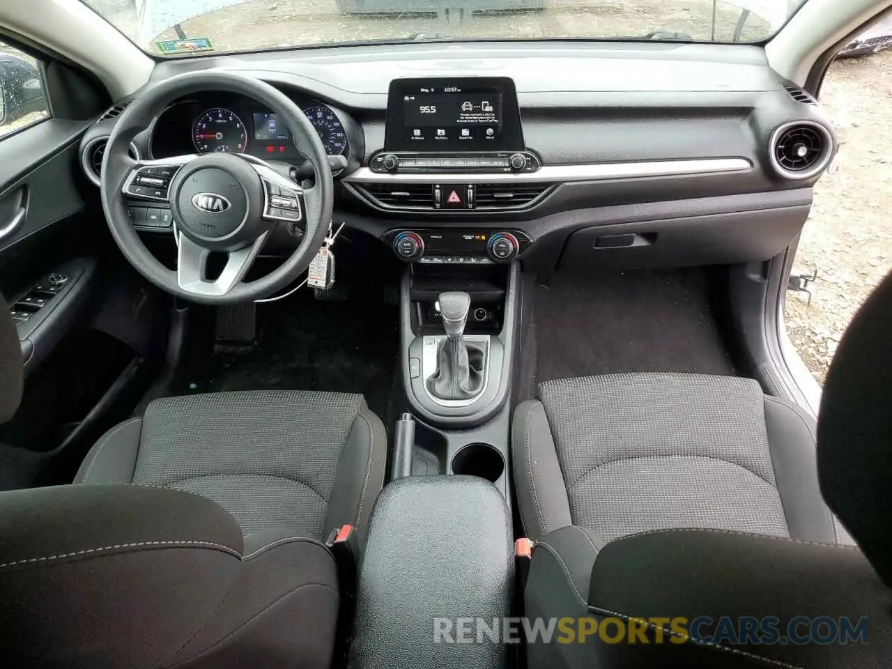 8 Photograph of a damaged car 3KPF24AD2KE106182 KIA FORTE 2019