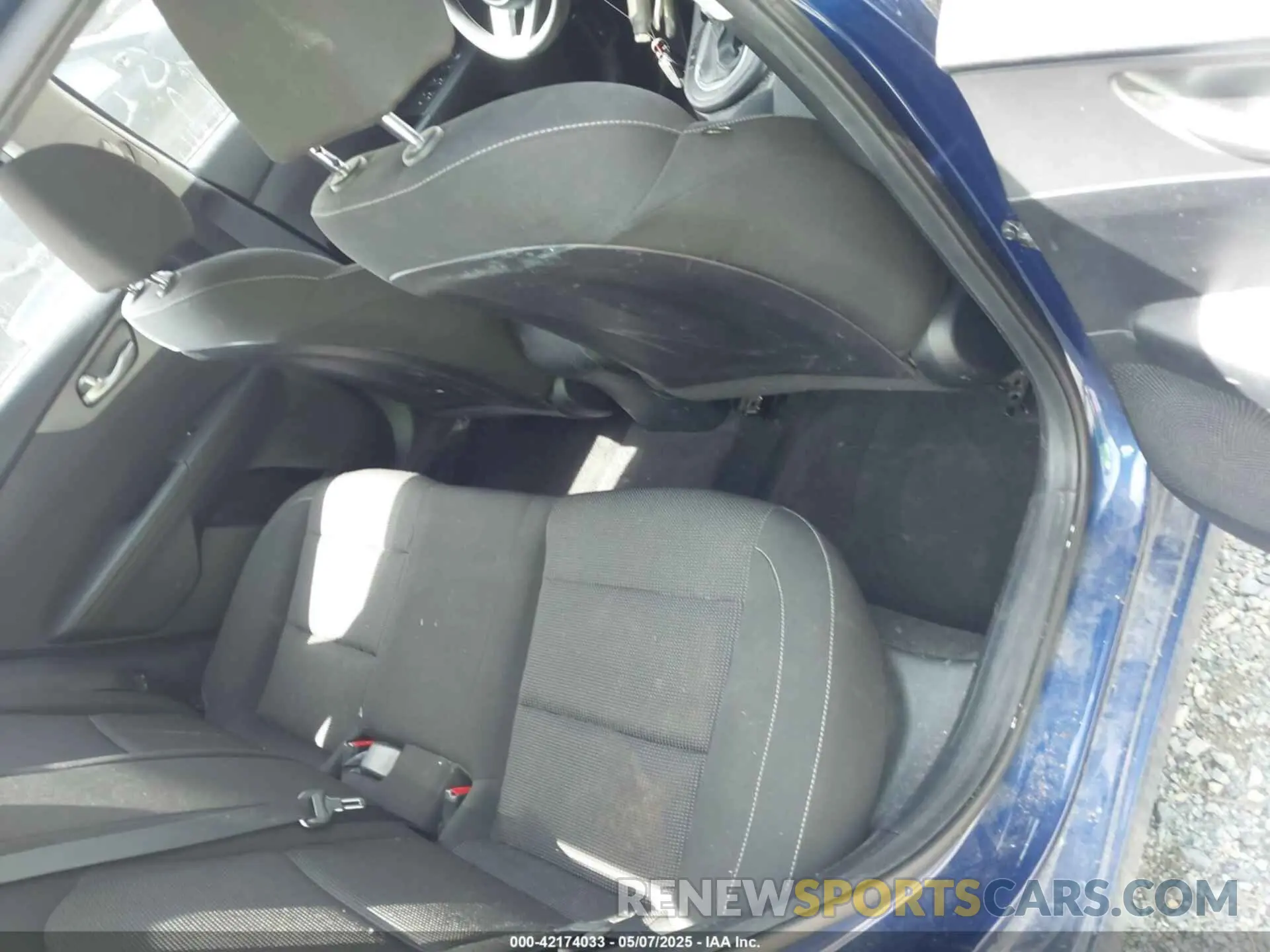 8 Photograph of a damaged car 3KPF24AD2KE115108 KIA FORTE 2019
