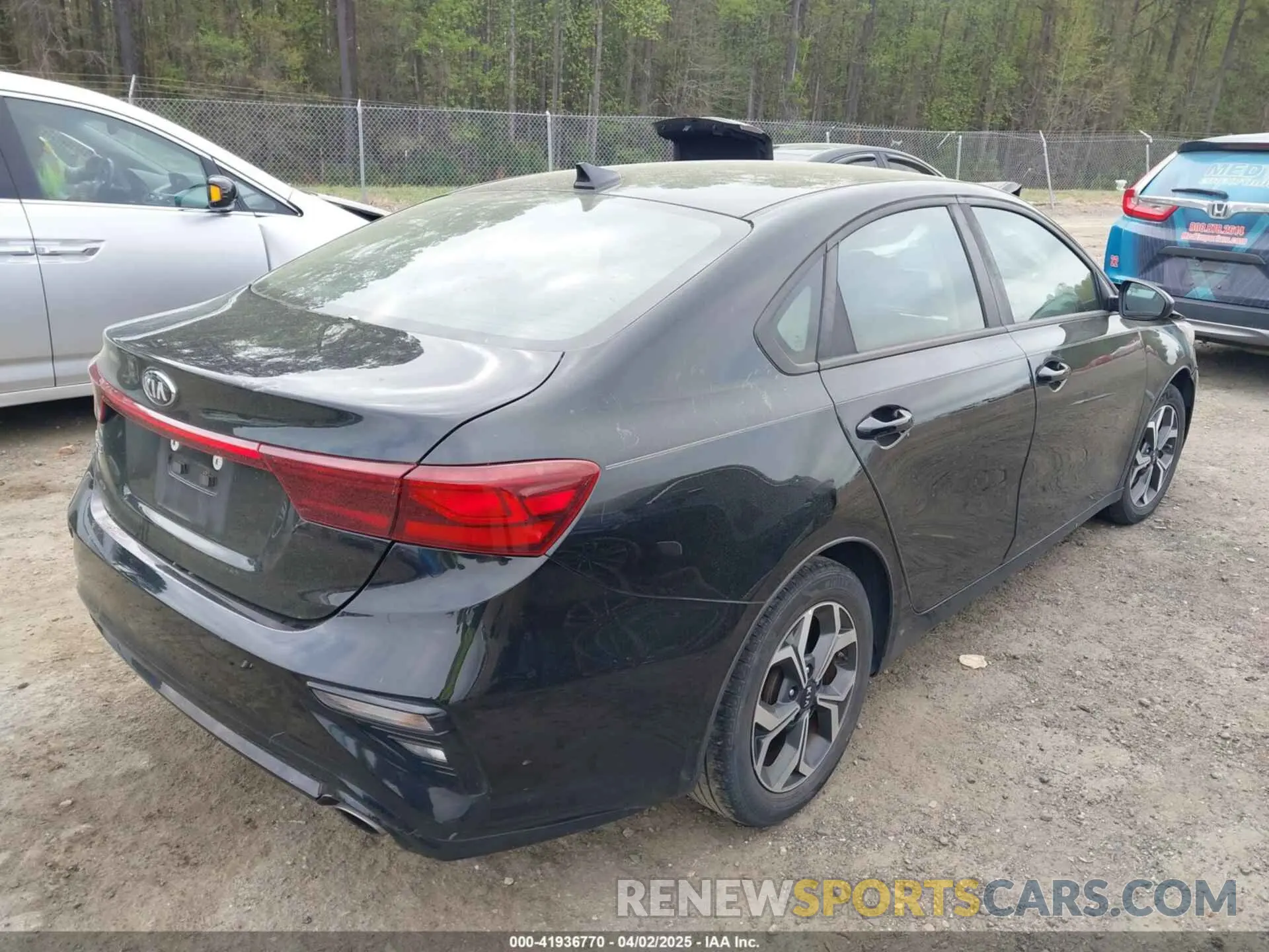 4 Фотография поврежденного автомобиля 3KPF24AD2KE124486 KIA FORTE 2019