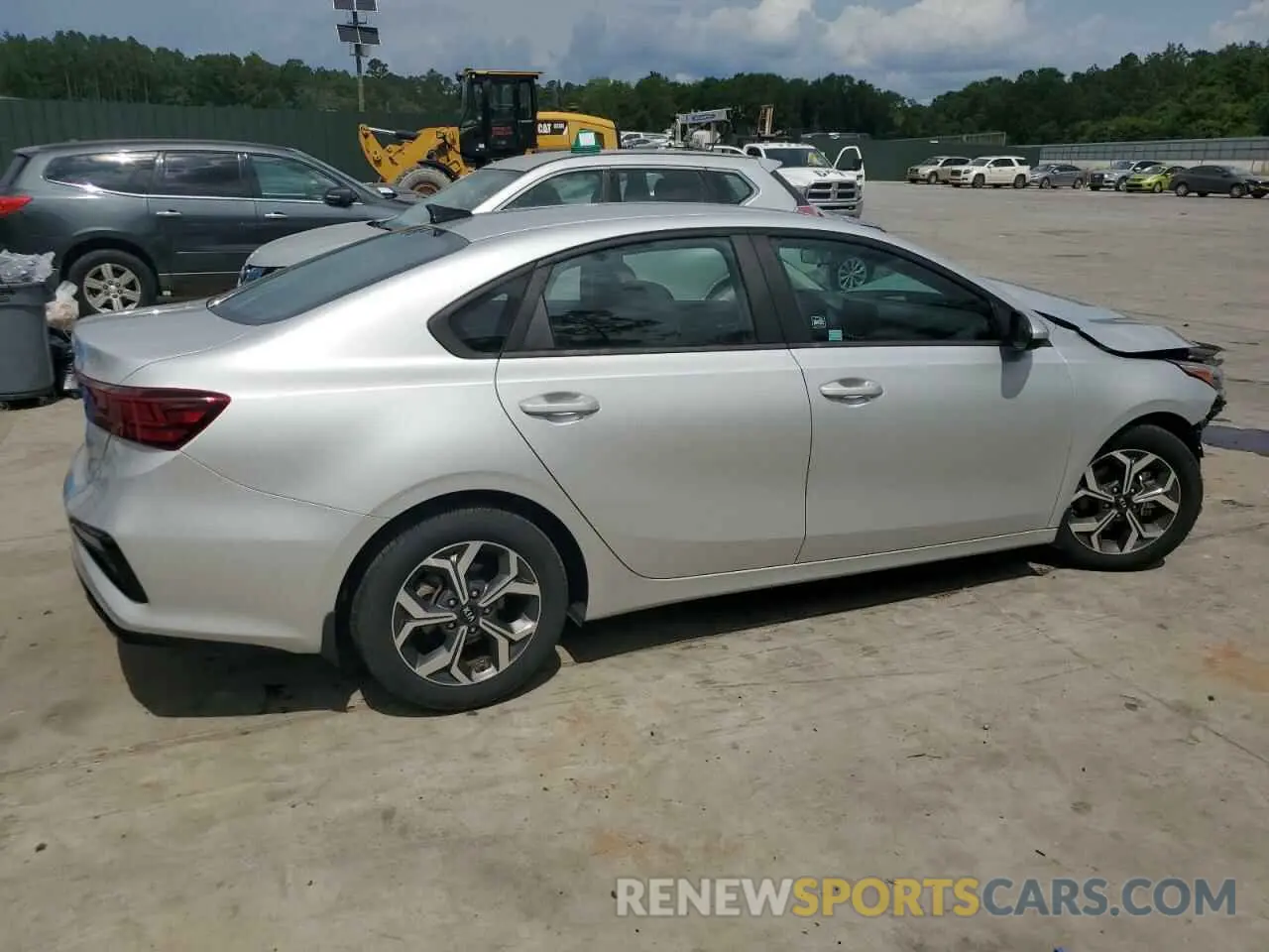 3 Photograph of a damaged car 3KPF24AD2KE129381 KIA FORTE 2019