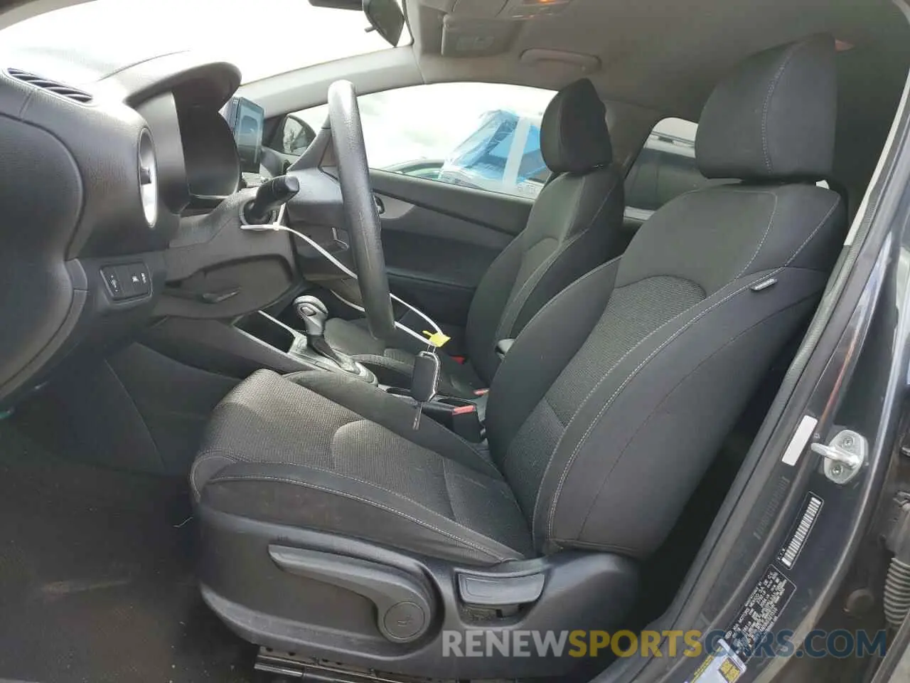 7 Photograph of a damaged car 3KPF24AD3KE027510 KIA FORTE 2019
