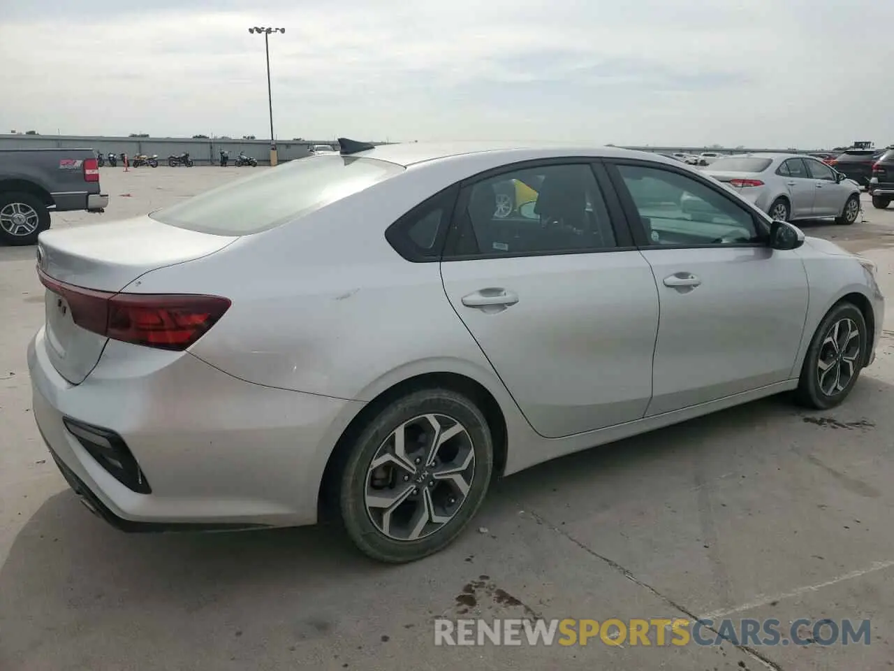 3 Photograph of a damaged car 3KPF24AD3KE051242 KIA FORTE 2019